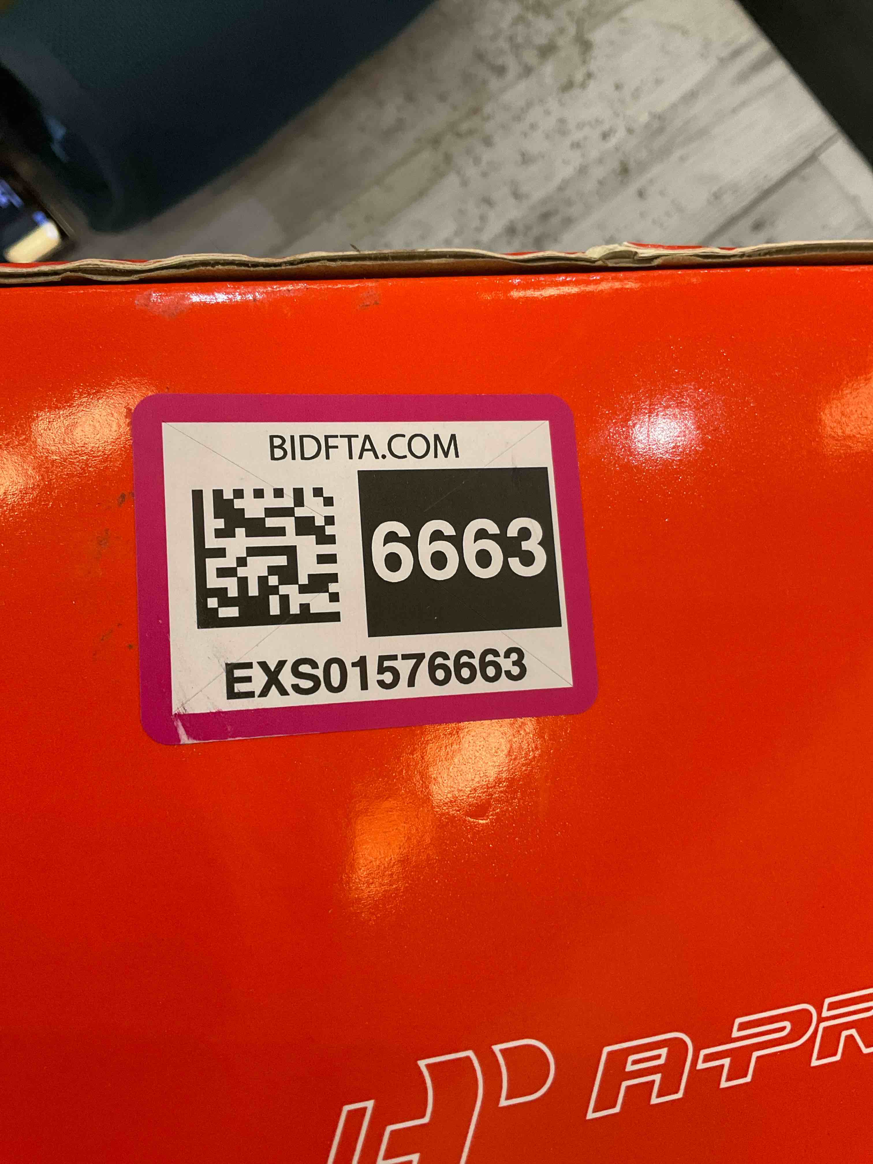 https://s3.amazonaws.com/lotting-images-prod/BargainHunt/EXS01576663_1717176601051.jpeg