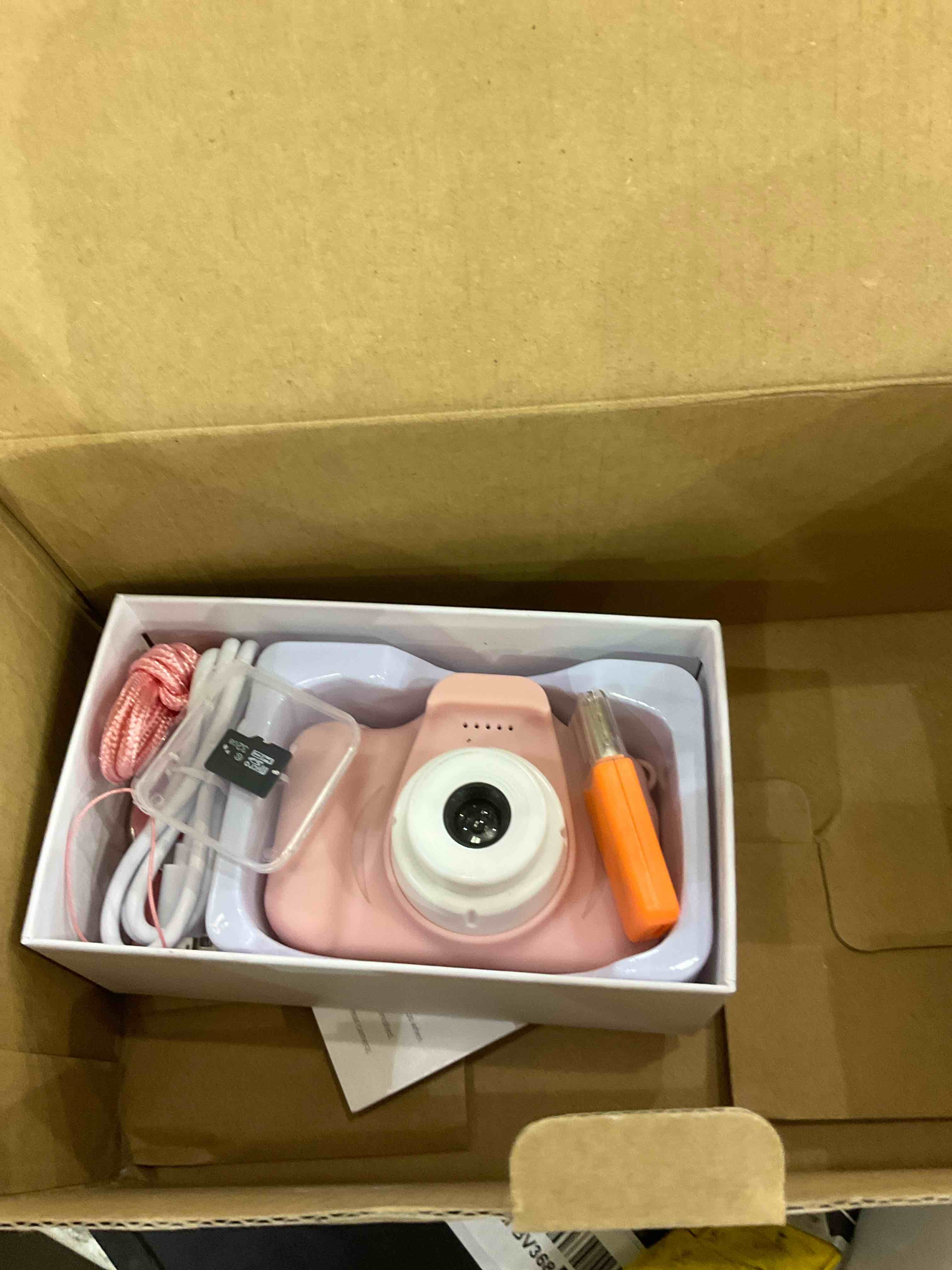 https://s3.amazonaws.com/lotting-images-prod/BargainHunt/EXS01576740_1717509229351.jpeg