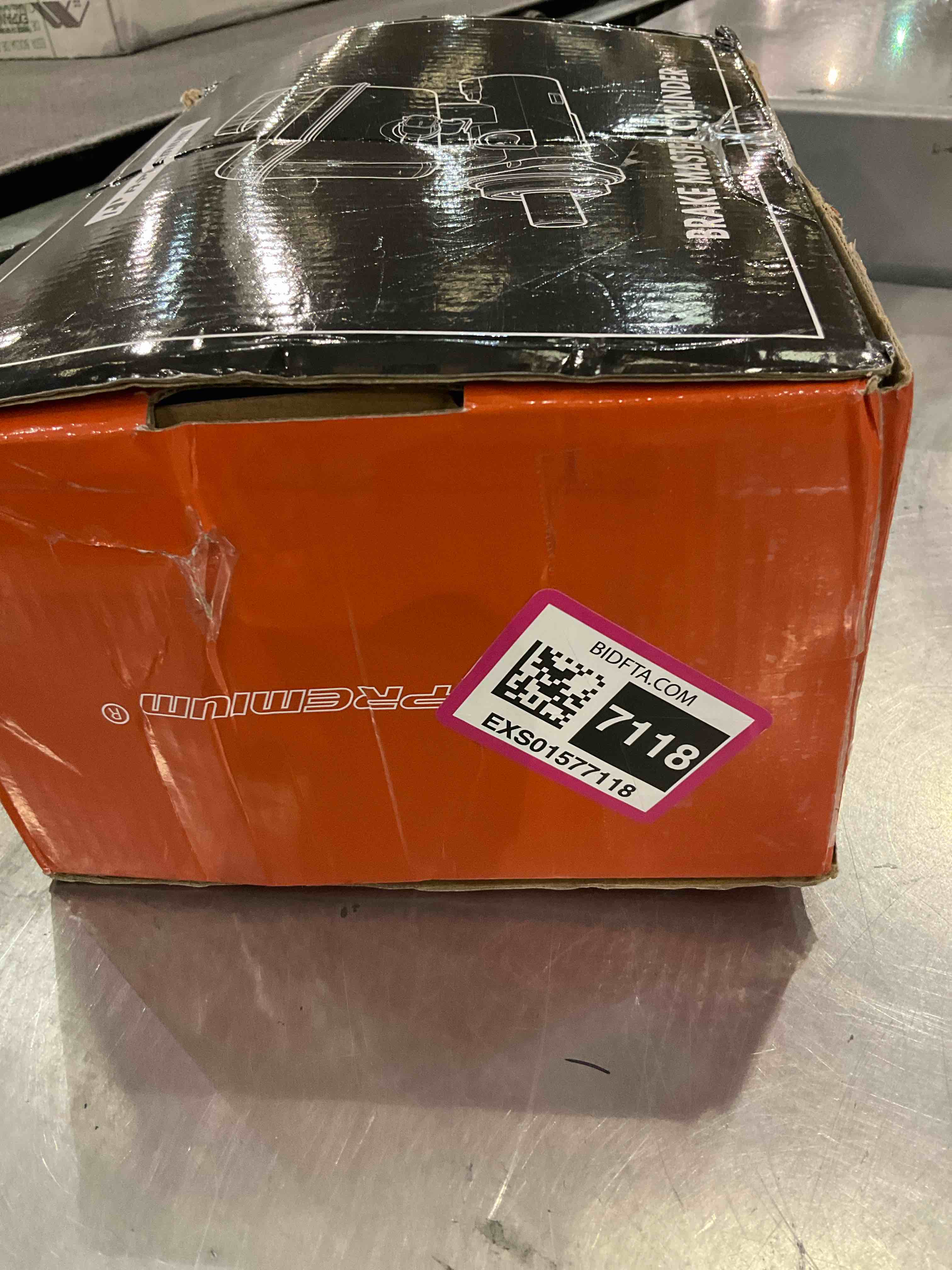 https://s3.amazonaws.com/lotting-images-prod/BargainHunt/EXS01577118_1718712382928.jpeg