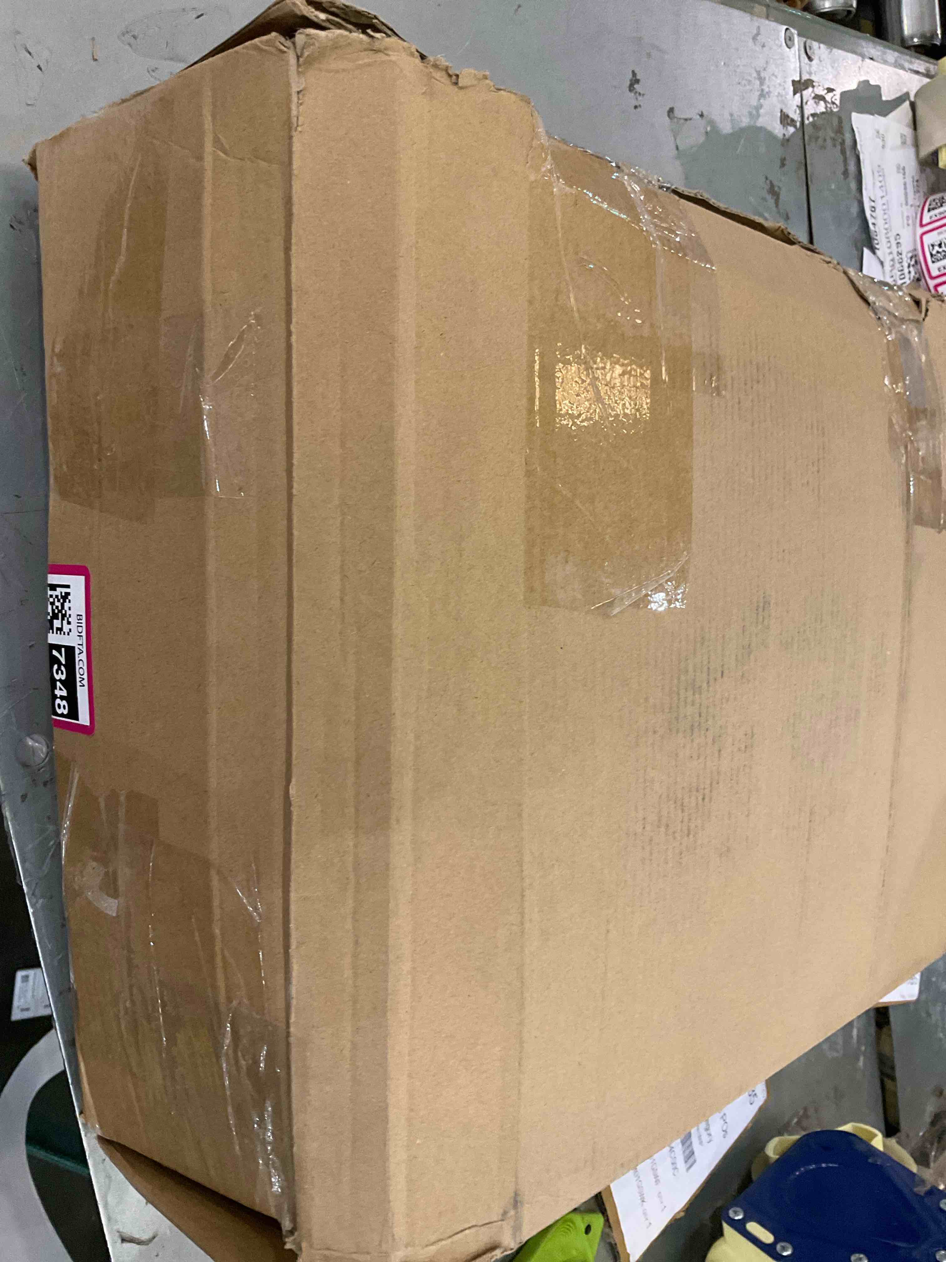 https://s3.amazonaws.com/lotting-images-prod/BargainHunt/EXS01577348_1719499165533.jpeg