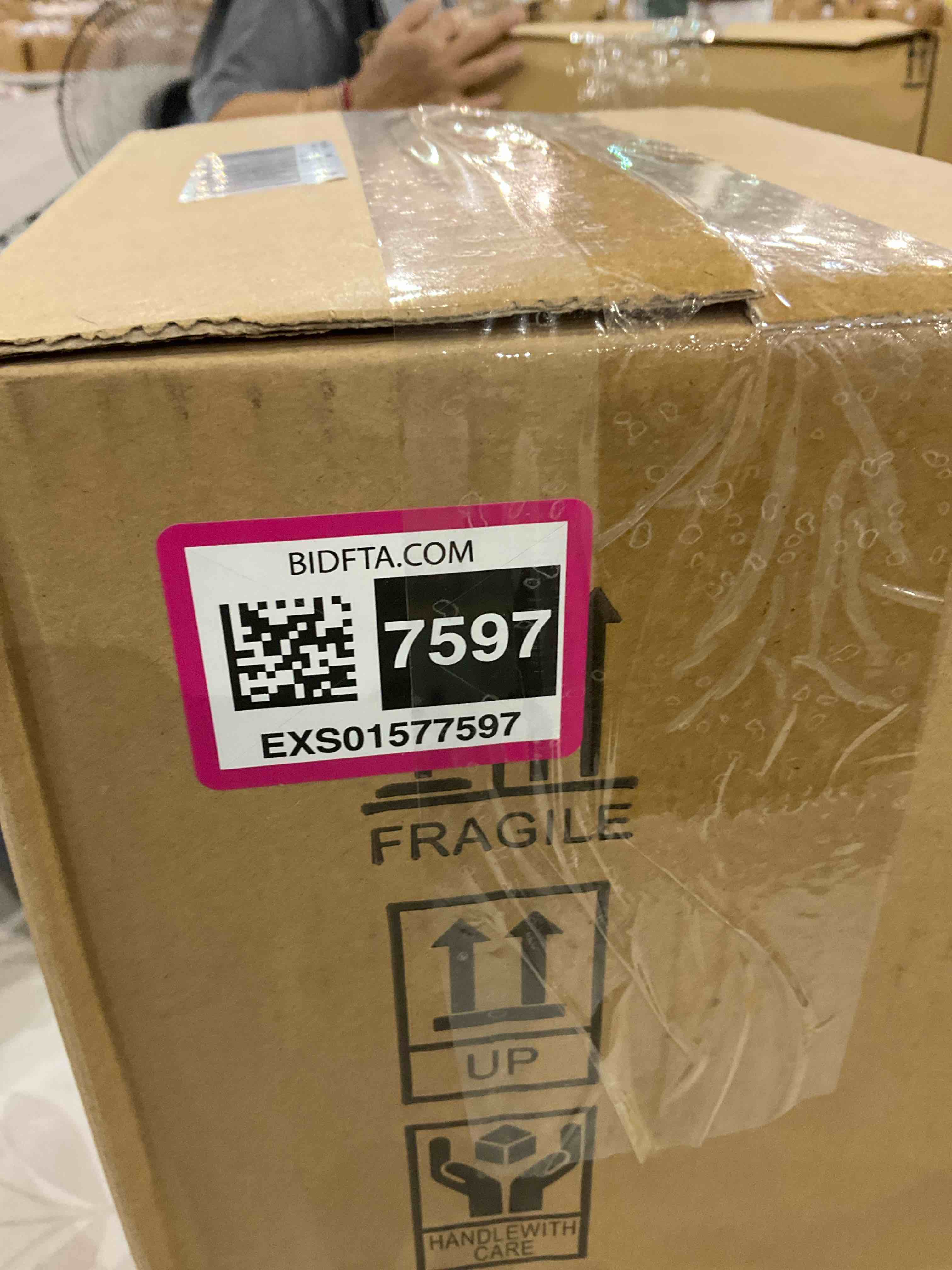 https://s3.amazonaws.com/lotting-images-prod/BargainHunt/EXS01577597_1715945511844.jpeg