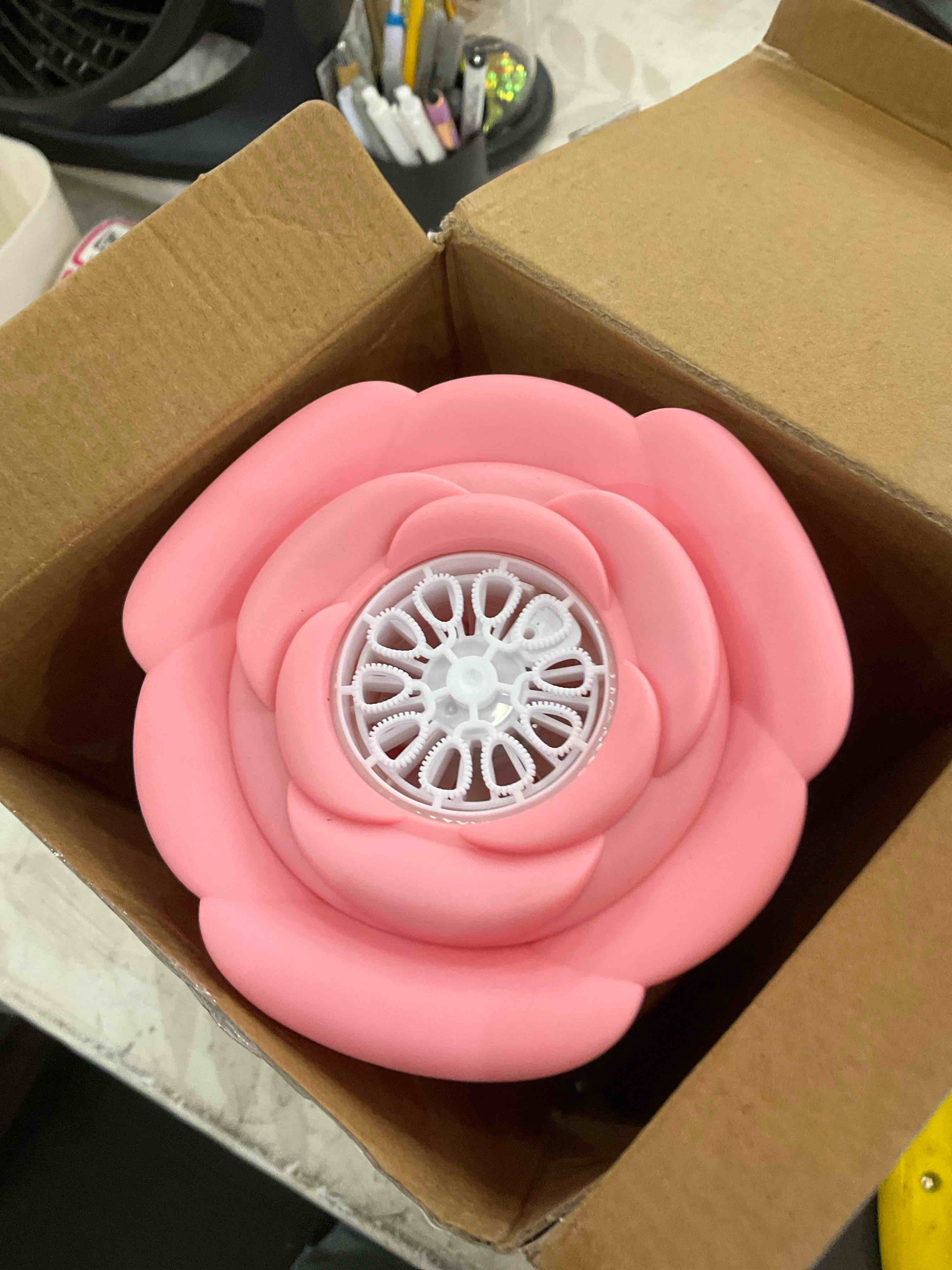 https://s3.amazonaws.com/lotting-images-prod/BargainHunt/EXS01577977_1716905625094.jpeg