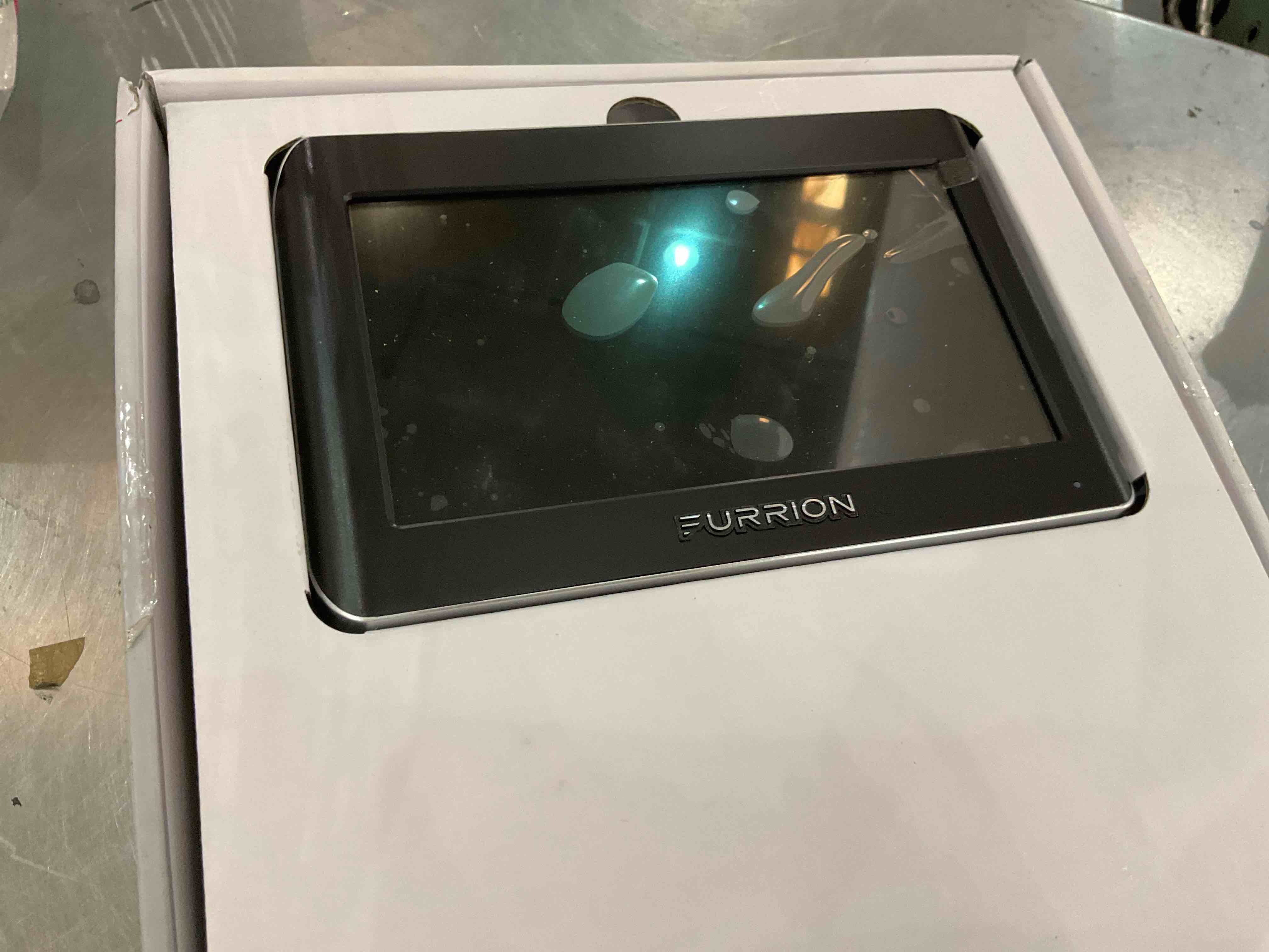 https://s3.amazonaws.com/lotting-images-prod/BargainHunt/EXS01578339_1721150730078.jpeg