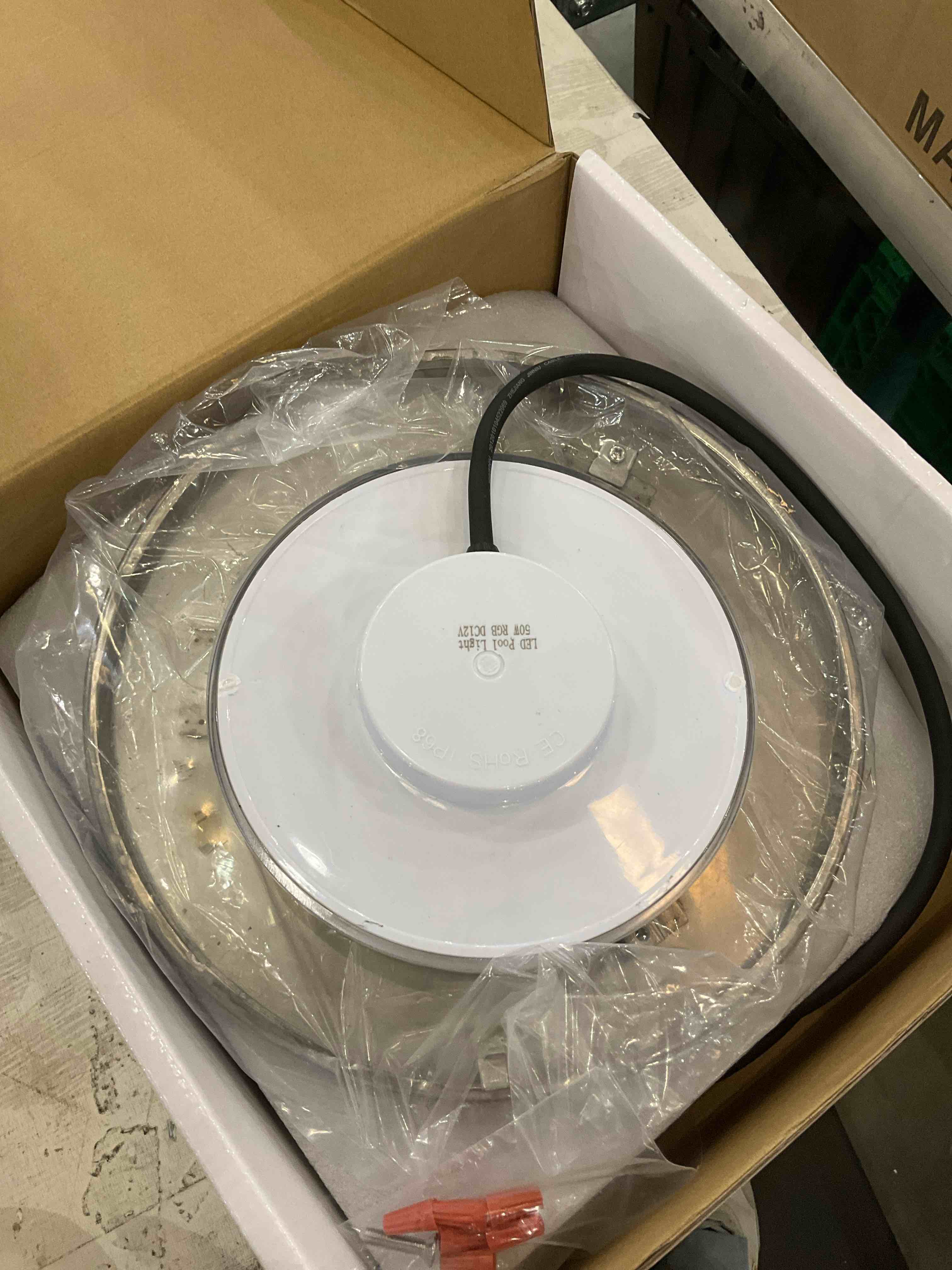 https://s3.amazonaws.com/lotting-images-prod/BargainHunt/EXS01578896_1716903999403.jpeg