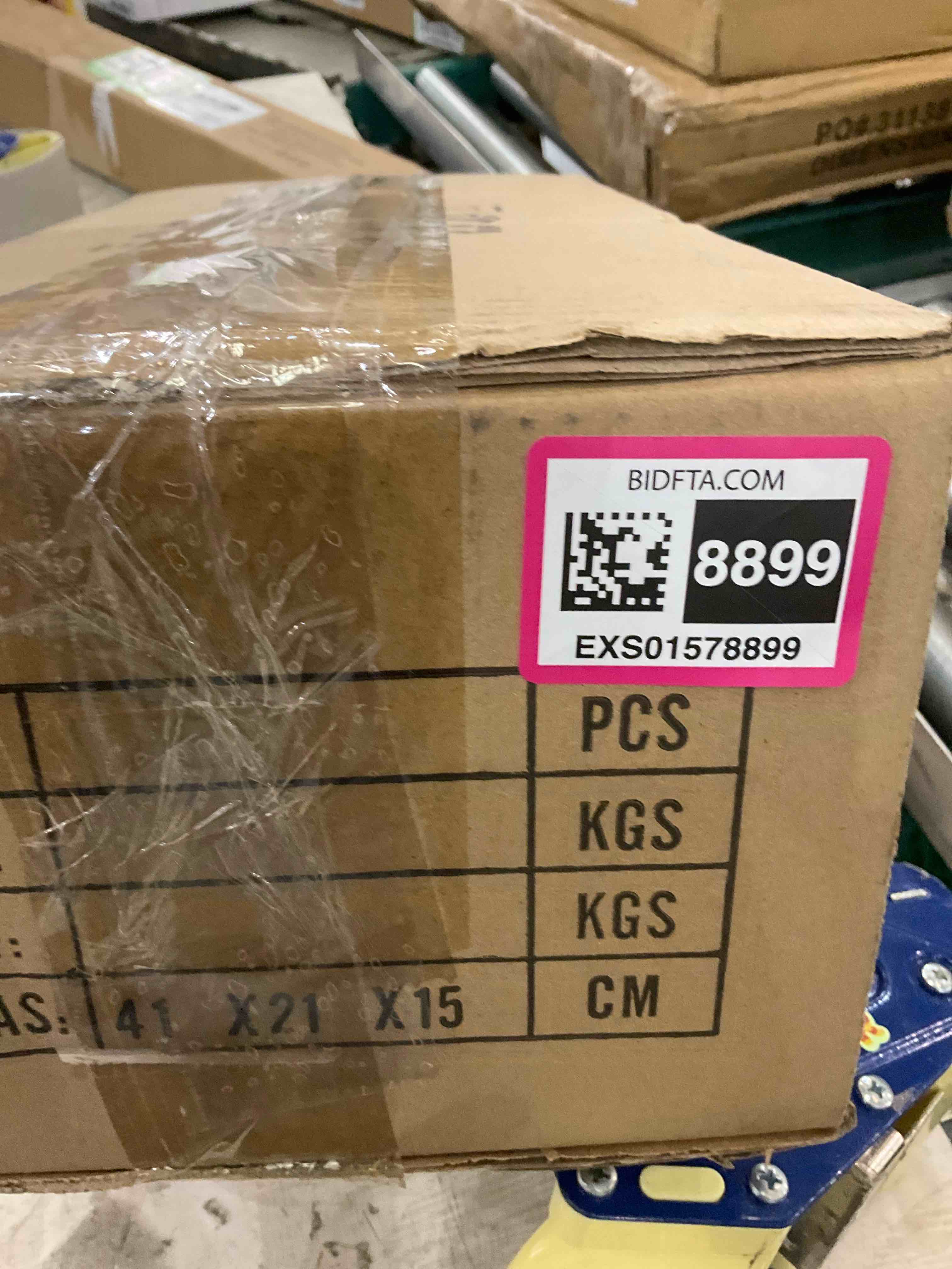 https://s3.amazonaws.com/lotting-images-prod/BargainHunt/EXS01578899_1716904076098.jpeg