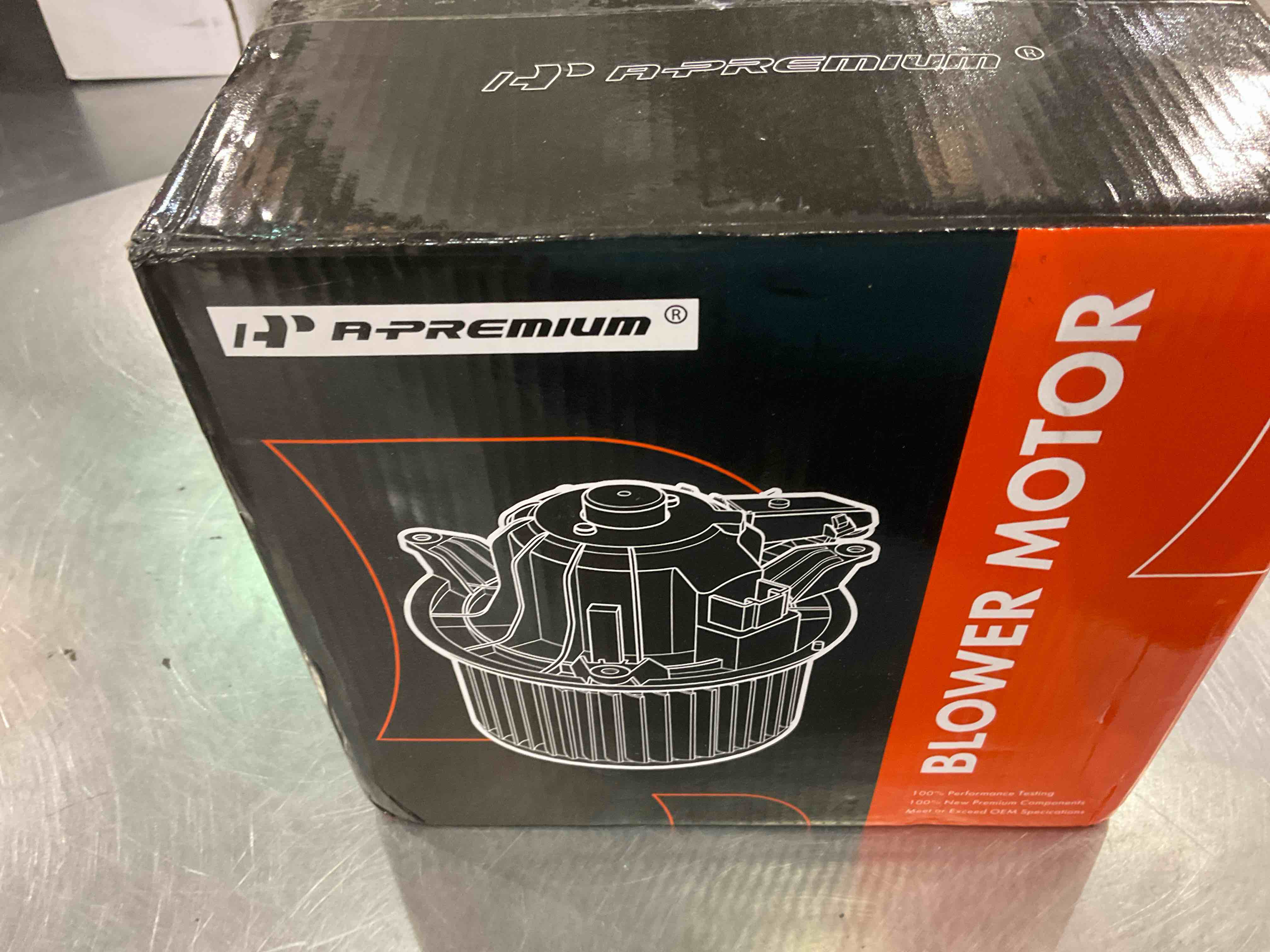 https://s3.amazonaws.com/lotting-images-prod/BargainHunt/EXS01578931_1716898644294.jpeg
