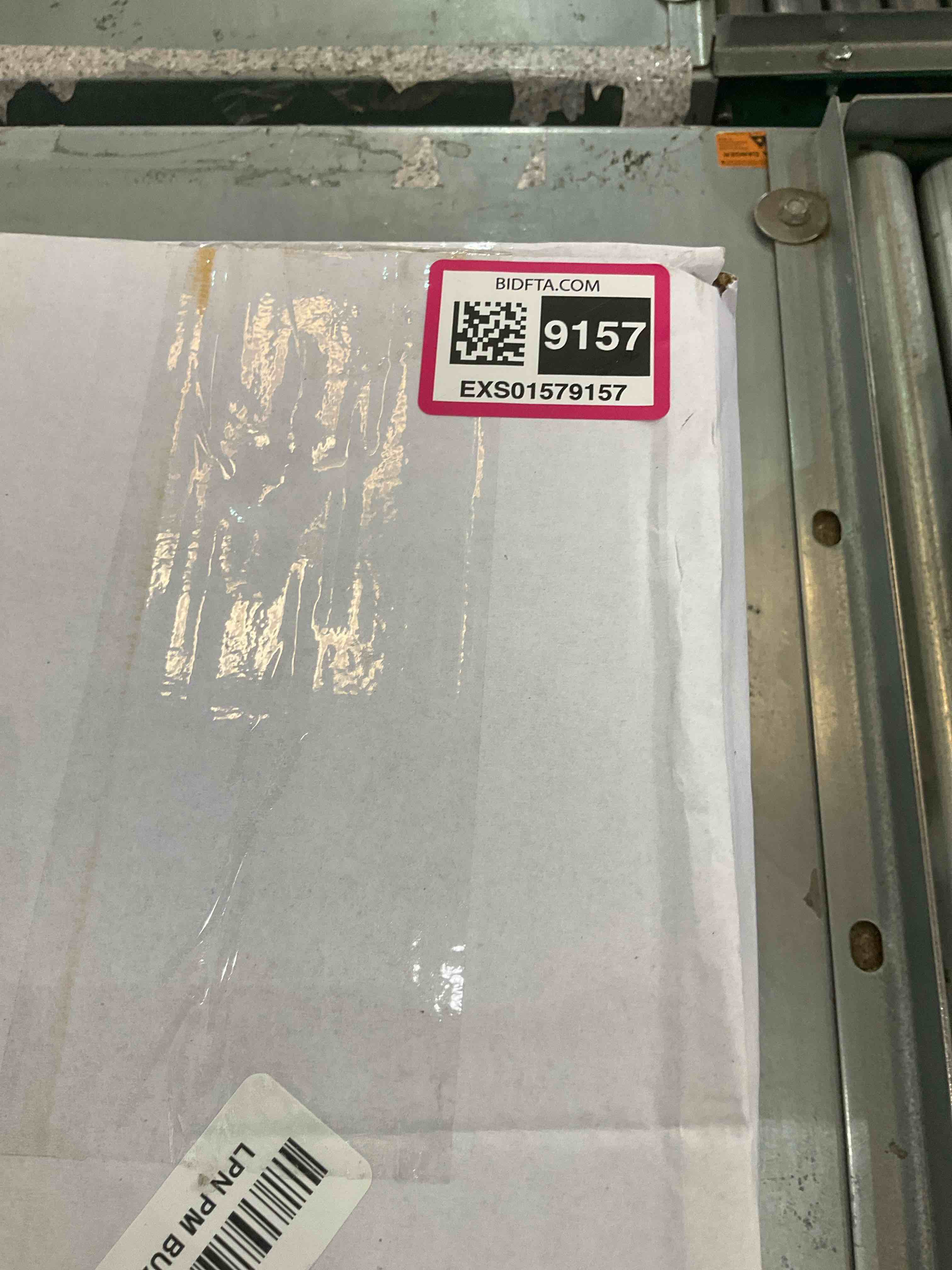 https://s3.amazonaws.com/lotting-images-prod/BargainHunt/EXS01579157_1716231173387.jpeg