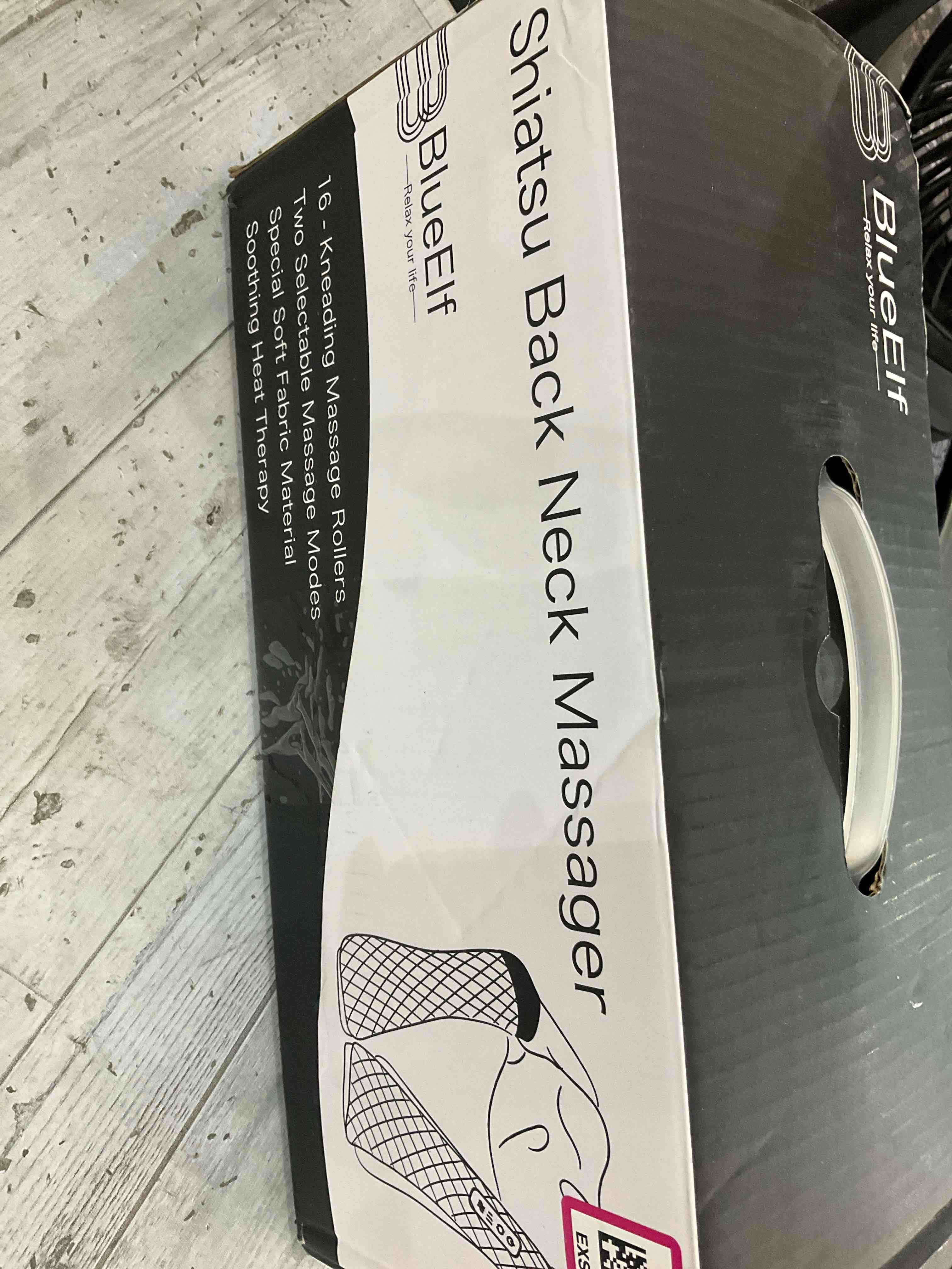 https://s3.amazonaws.com/lotting-images-prod/BargainHunt/EXS01579188_1716400396741.jpeg