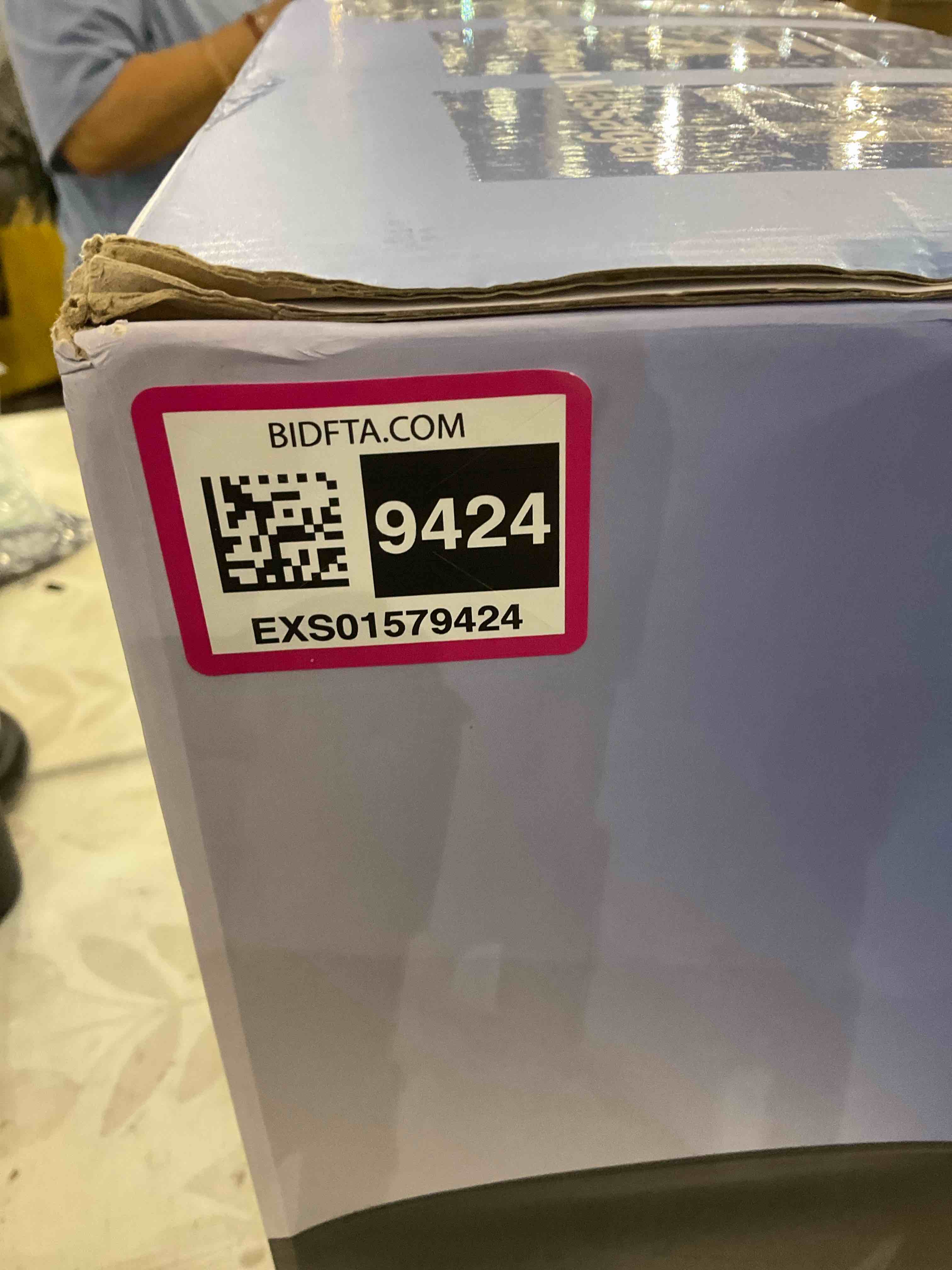 https://s3.amazonaws.com/lotting-images-prod/BargainHunt/EXS01579424_1716906160993.jpeg
