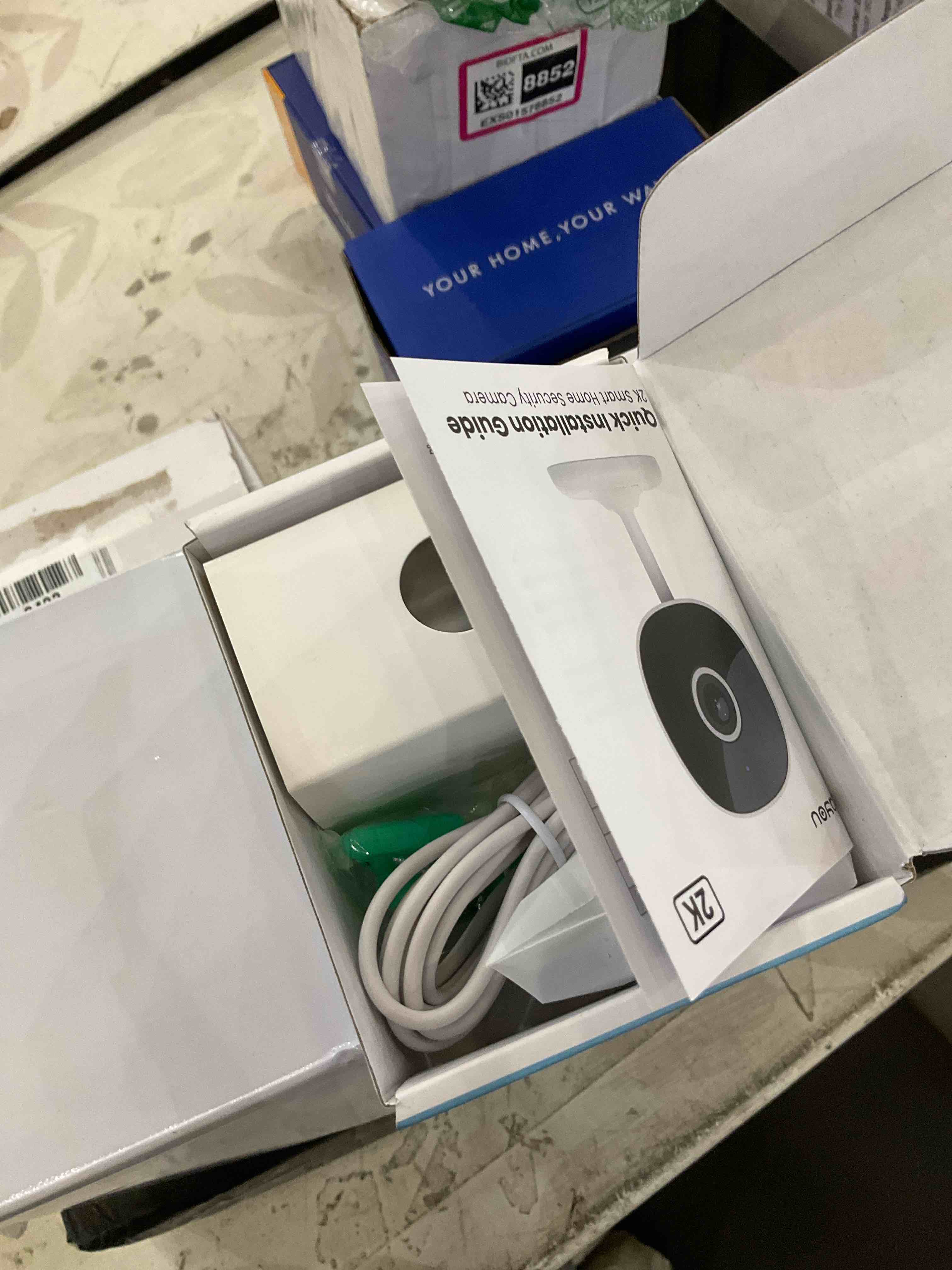 https://s3.amazonaws.com/lotting-images-prod/BargainHunt/EXS01579452_1716905396263.jpeg