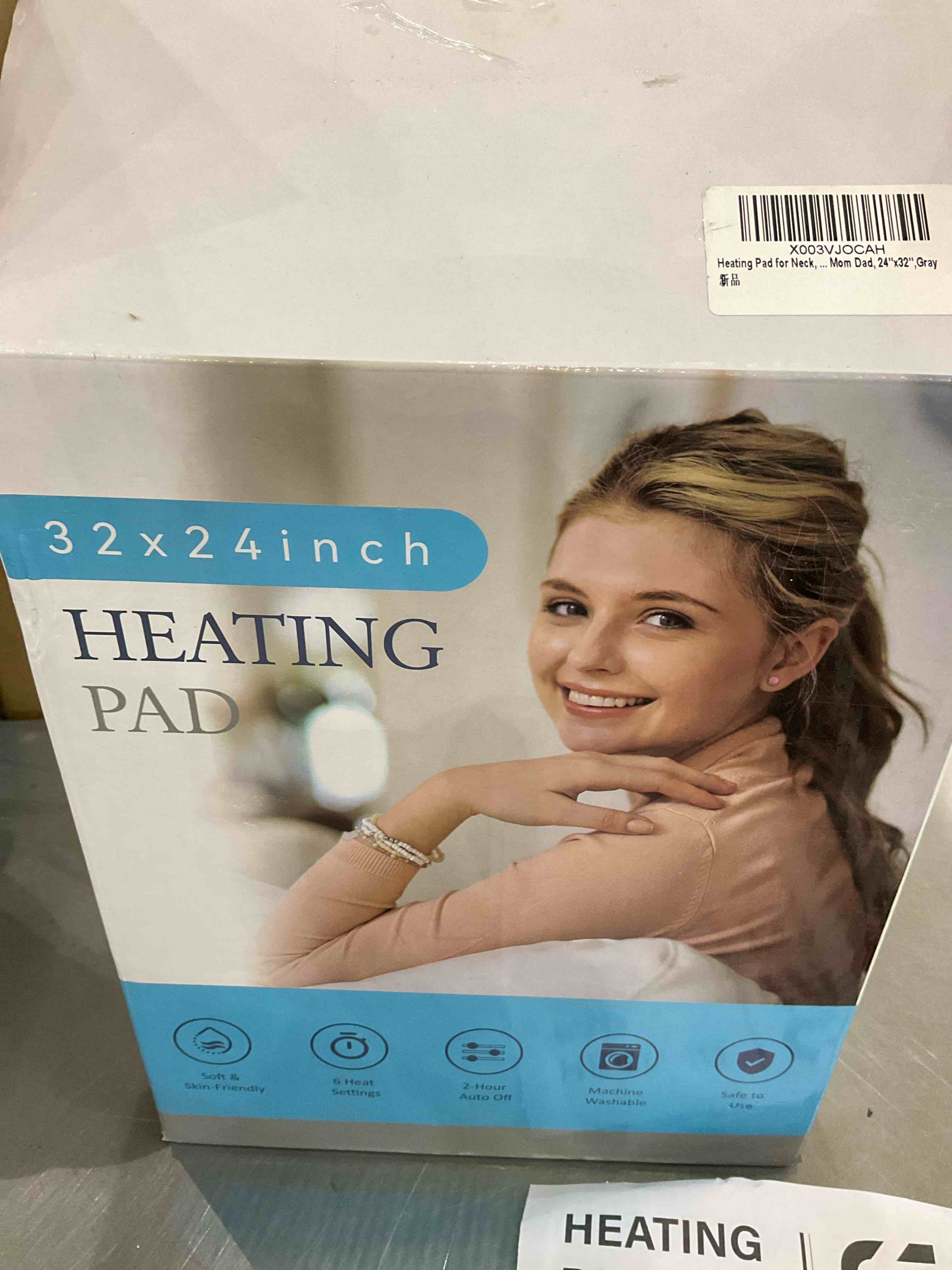 https://s3.amazonaws.com/lotting-images-prod/BargainHunt/EXS01579469_1716897615084.jpeg