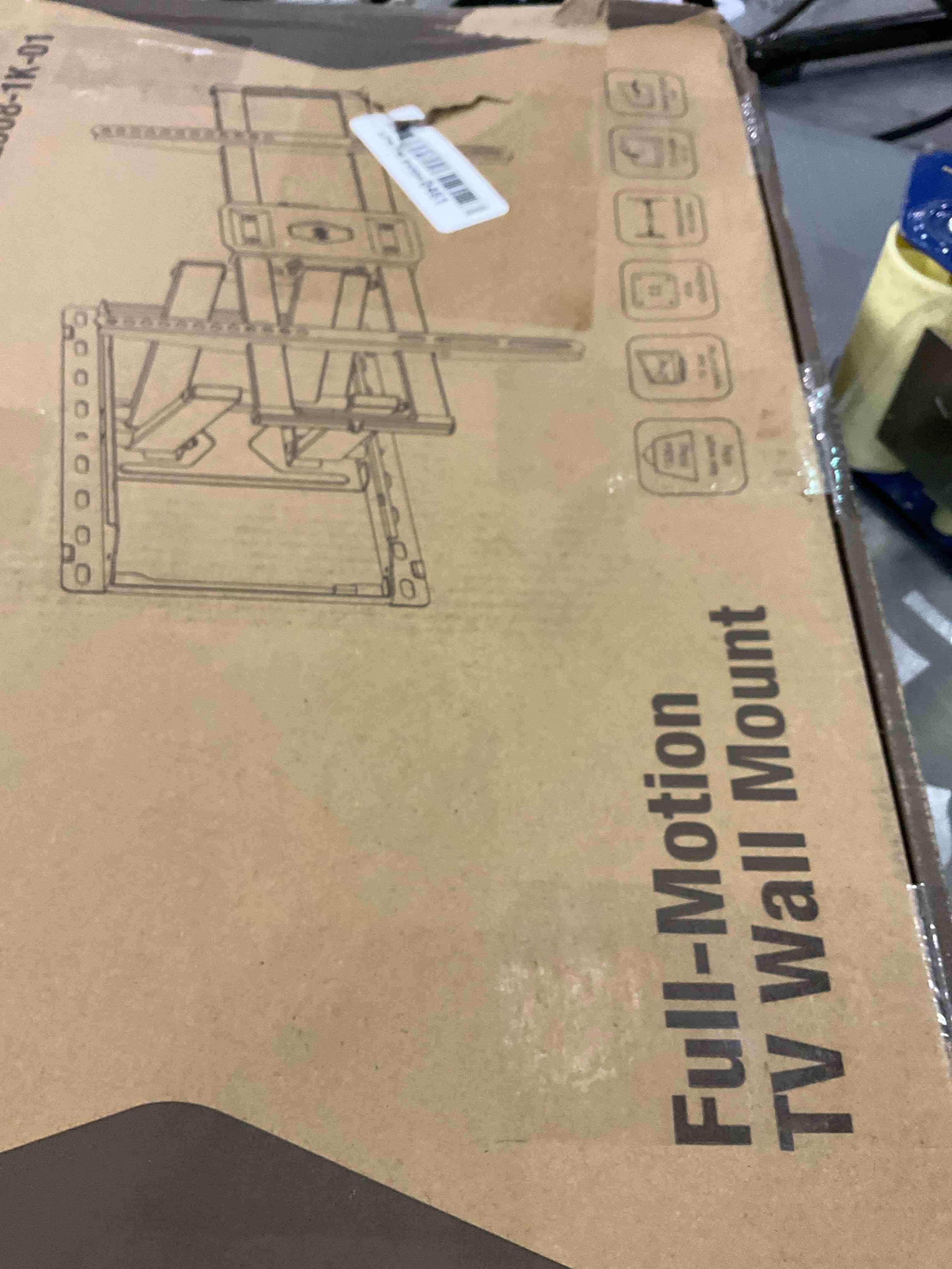 https://s3.amazonaws.com/lotting-images-prod/BargainHunt/EXS01580040_1714997929166.jpeg