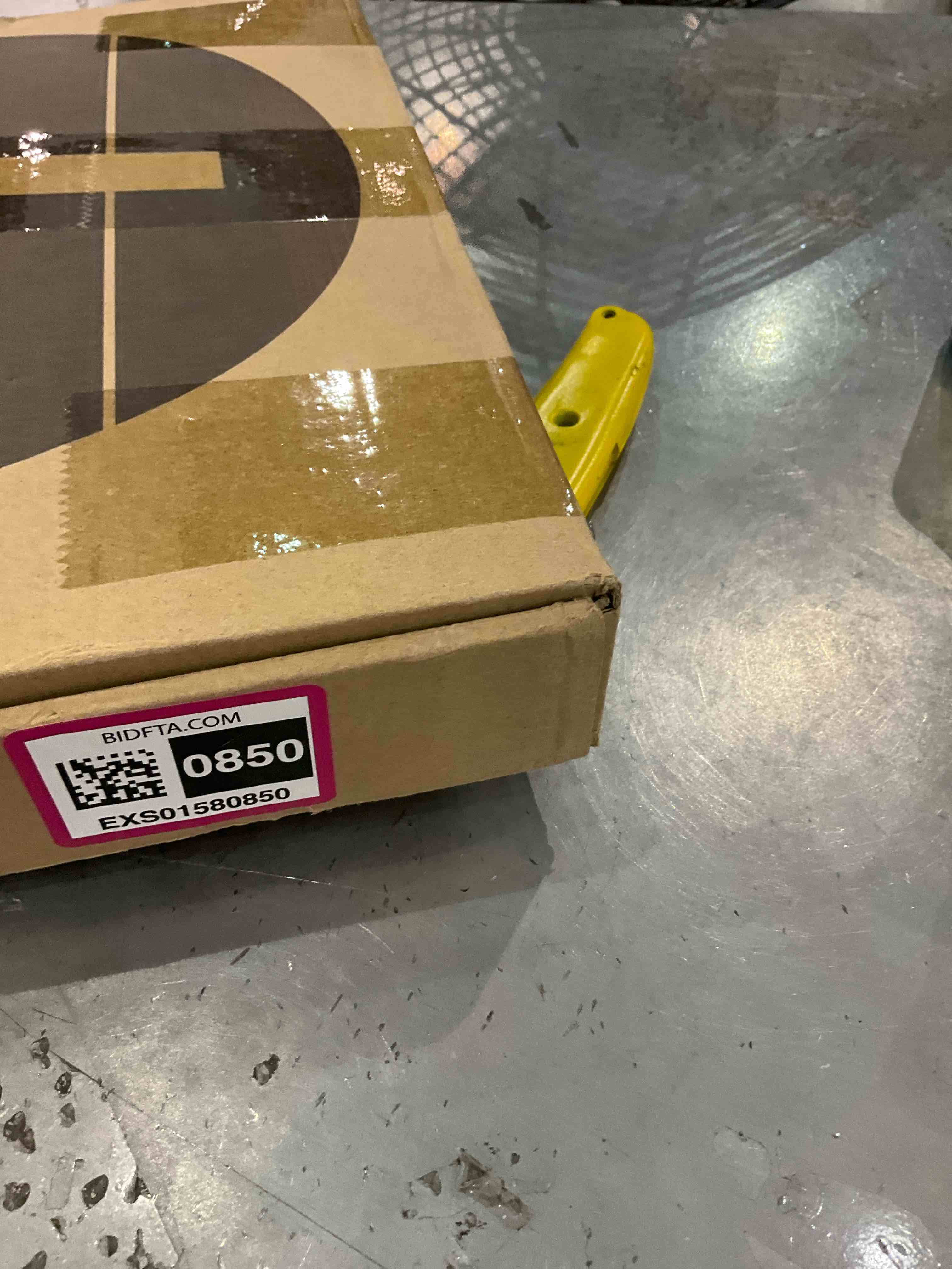 https://s3.amazonaws.com/lotting-images-prod/BargainHunt/EXS01580850_1715772439826.jpeg