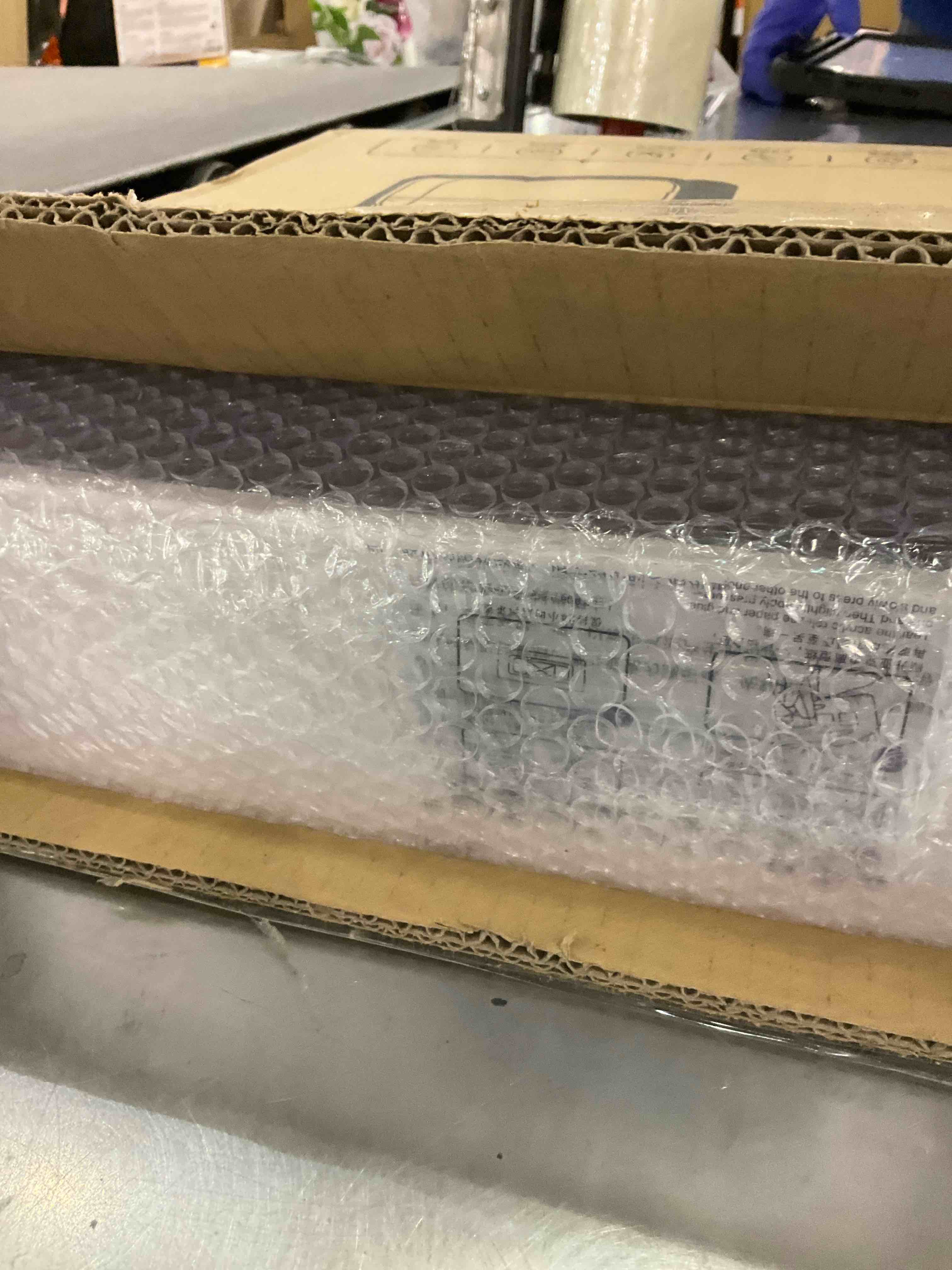 https://s3.amazonaws.com/lotting-images-prod/BargainHunt/EXS01581174_1714653791251.jpeg