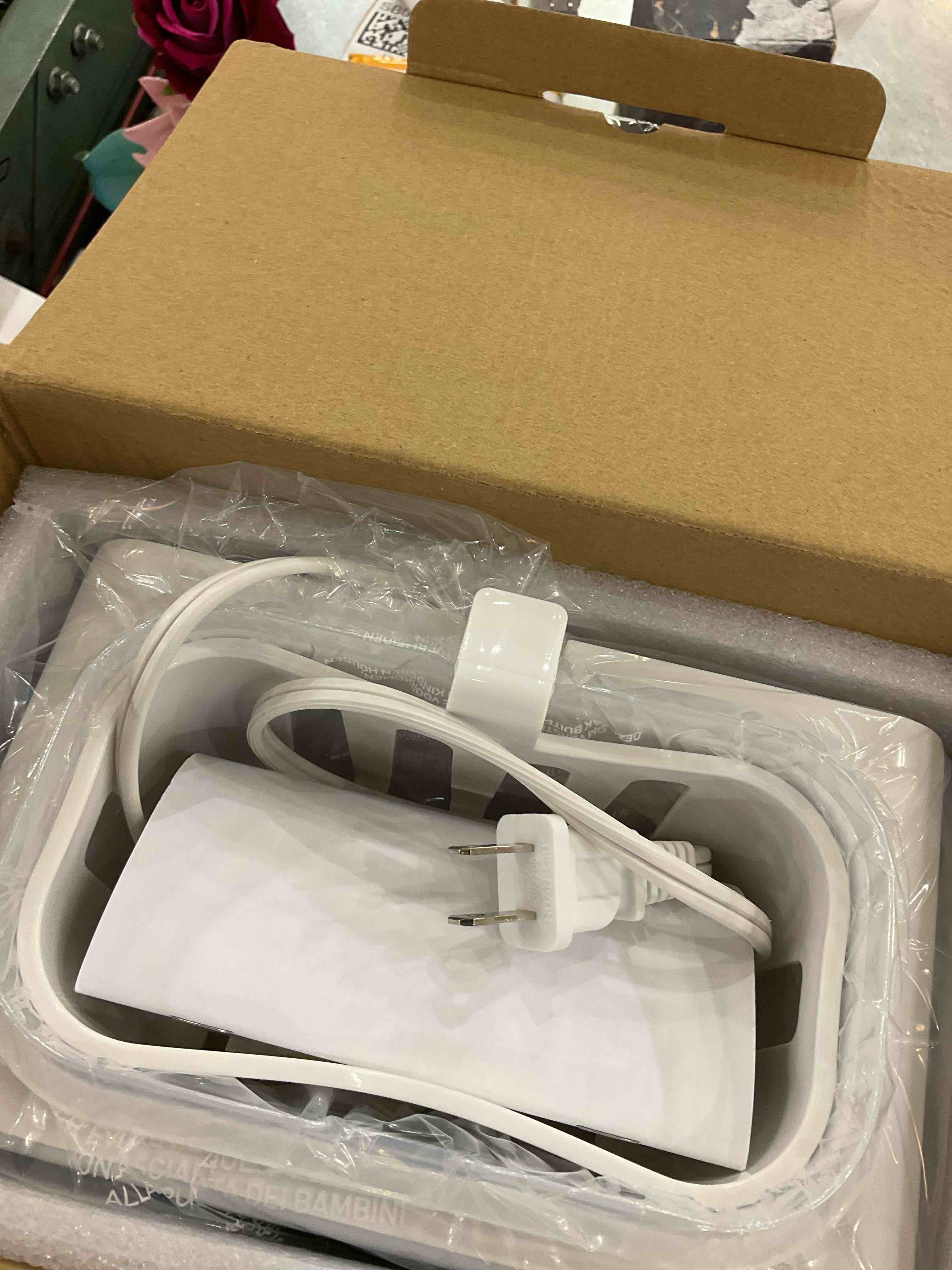 https://s3.amazonaws.com/lotting-images-prod/BargainHunt/EXS01581538_1714578034361.jpeg