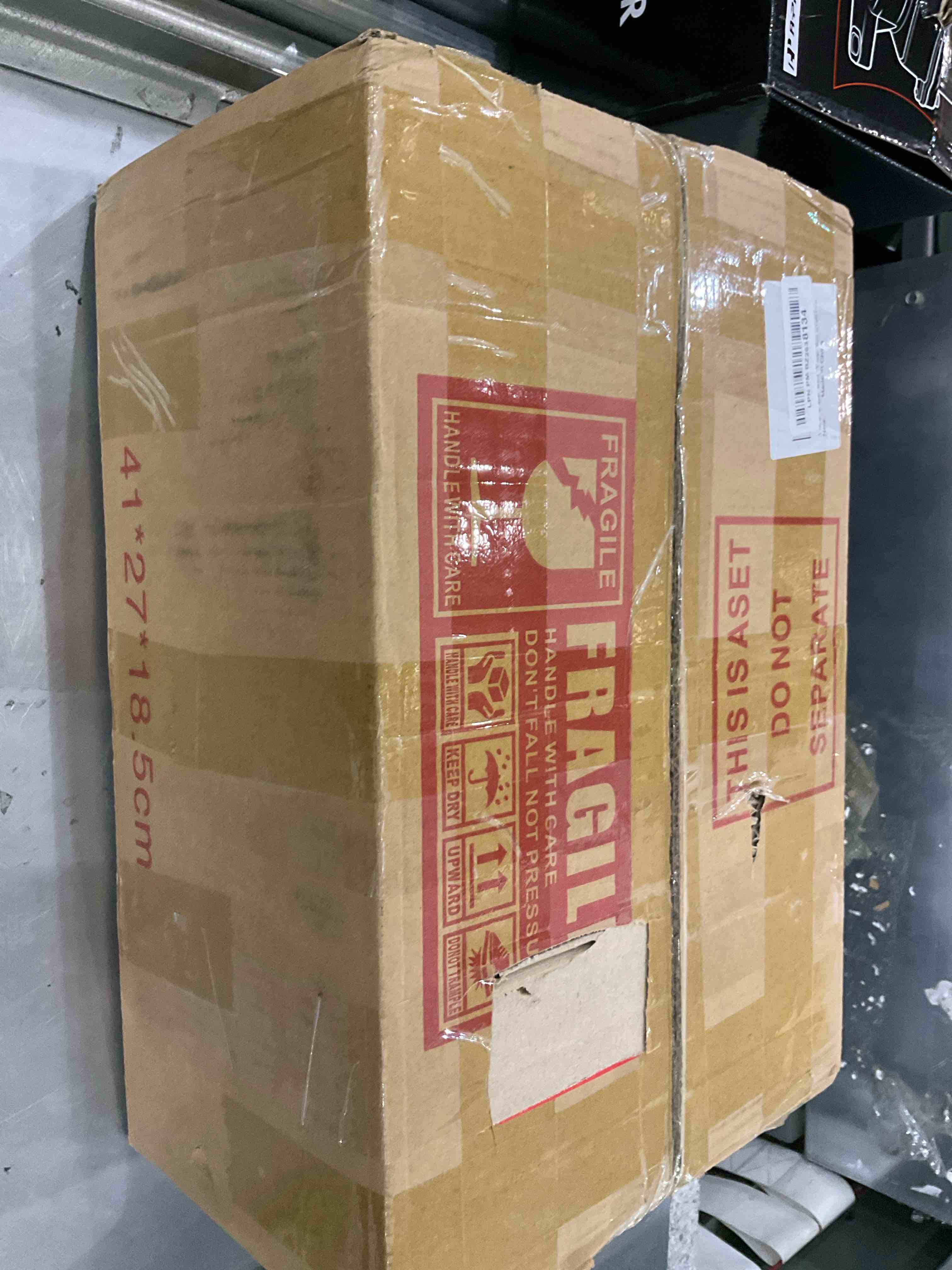 https://s3.amazonaws.com/lotting-images-prod/BargainHunt/EXS01581846_1715953500415.jpeg