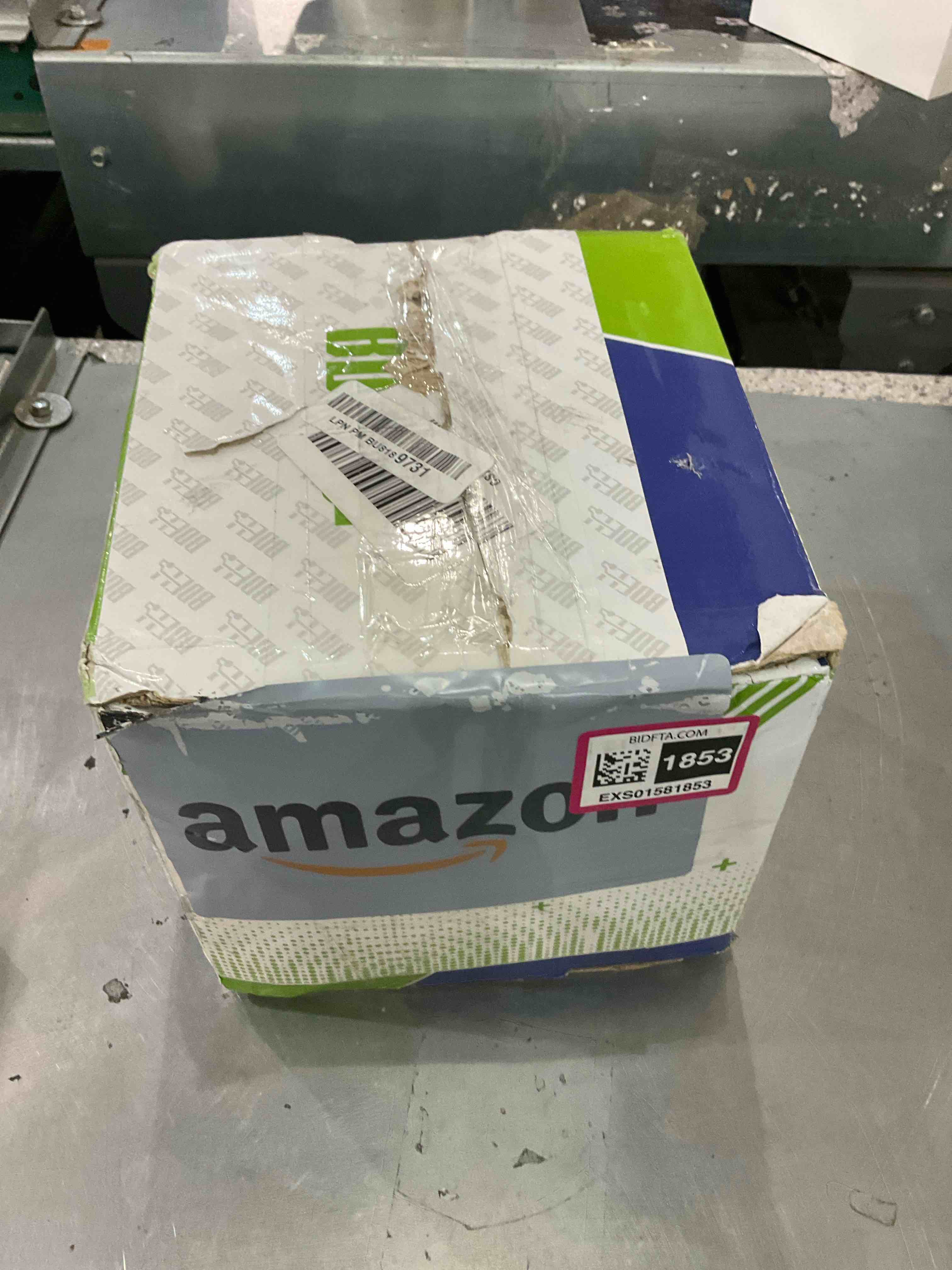 https://s3.amazonaws.com/lotting-images-prod/BargainHunt/EXS01581853_1715953209589.jpeg