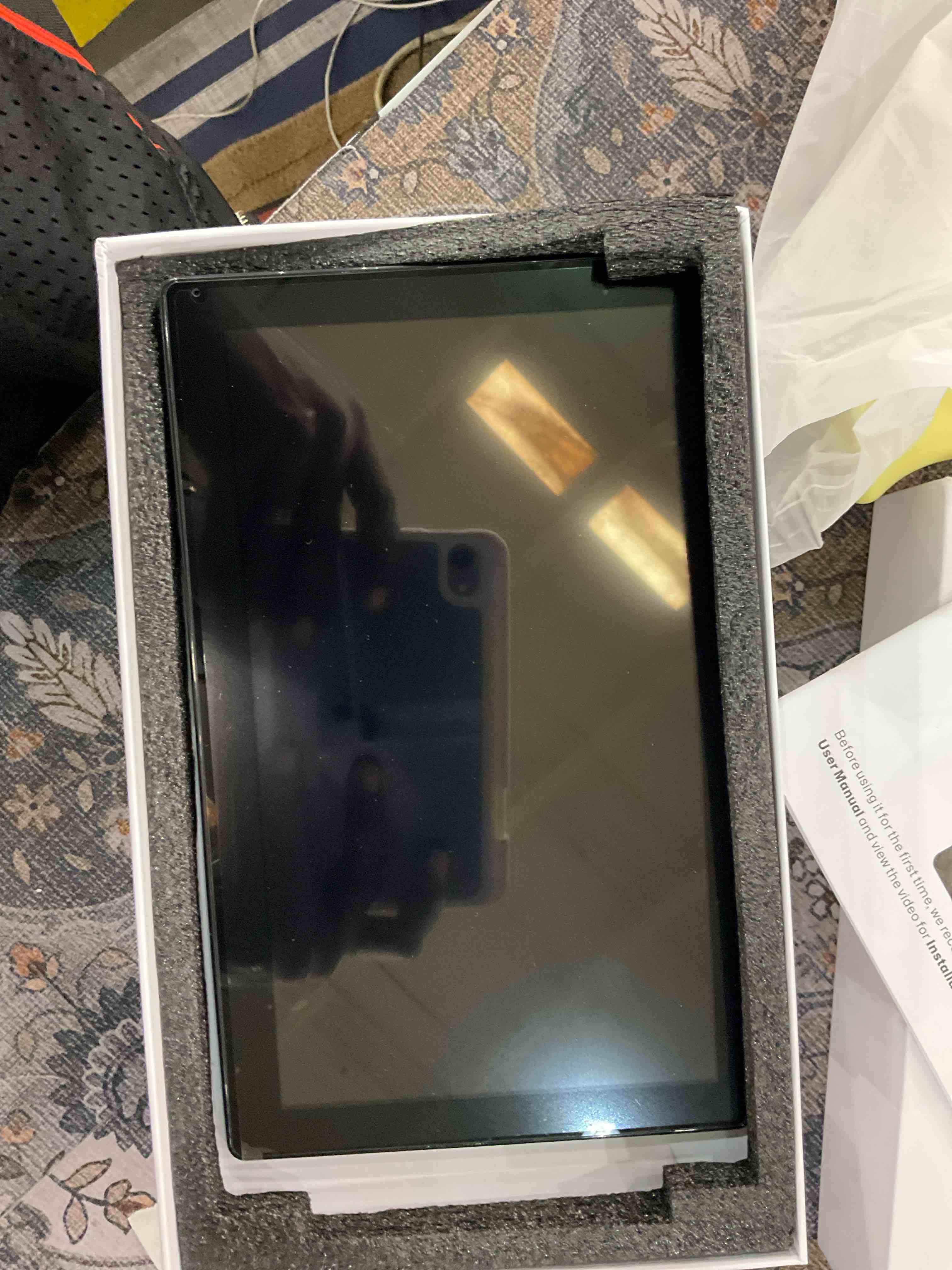 https://s3.amazonaws.com/lotting-images-prod/BargainHunt/EXS01581877_1715957030796.jpeg