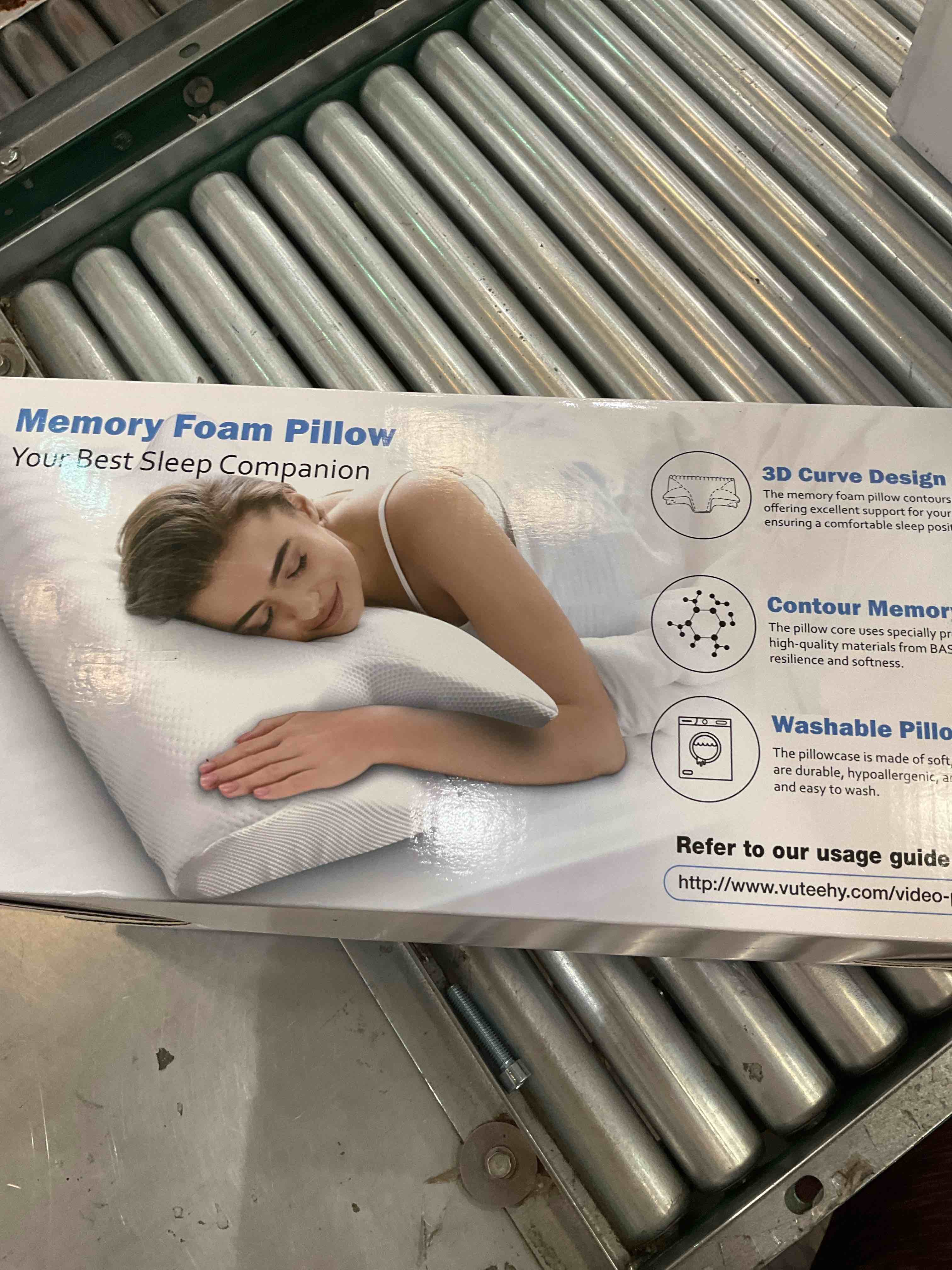 https://s3.amazonaws.com/lotting-images-prod/BargainHunt/EXS01581941_1716229789077.jpeg