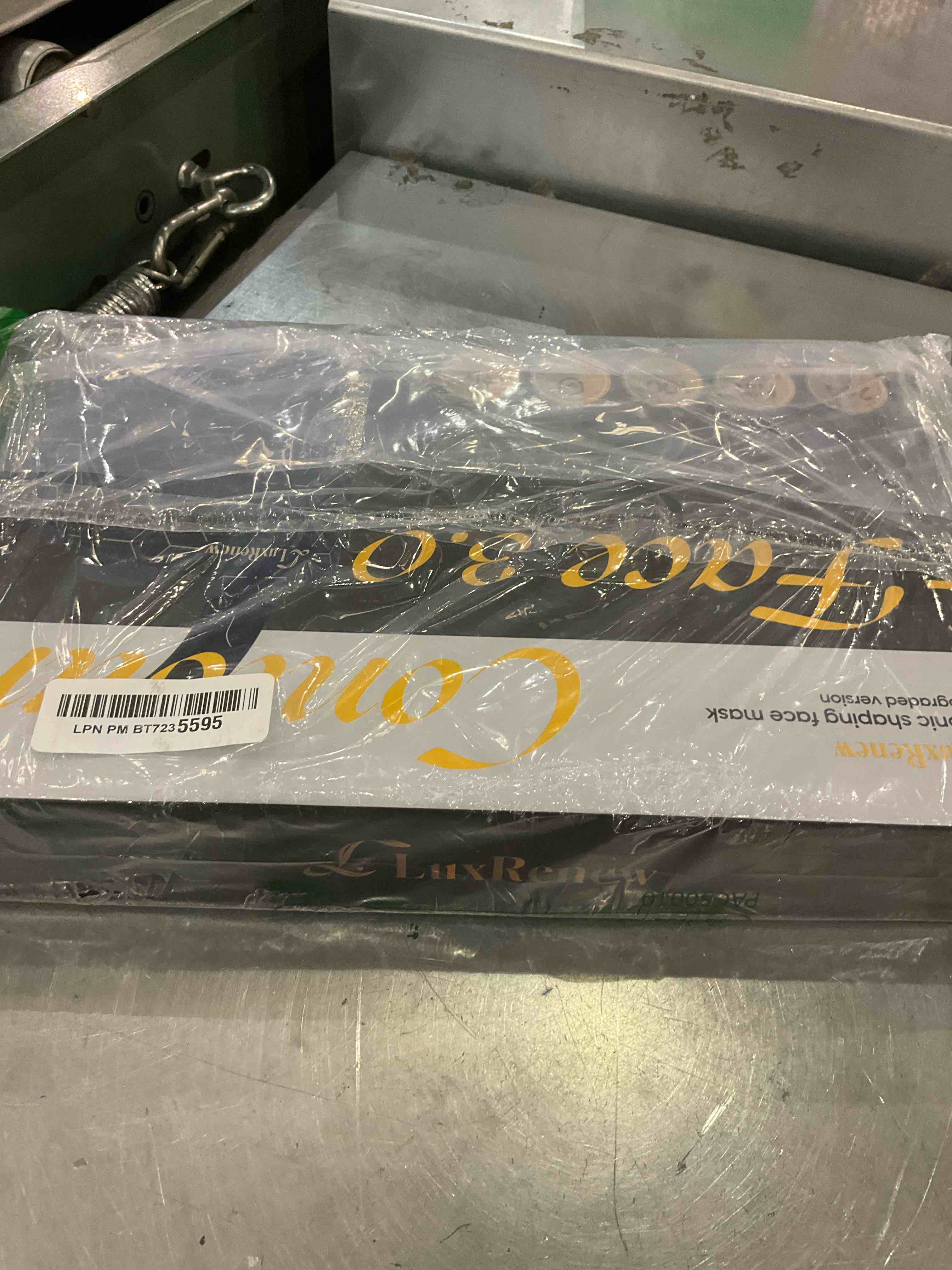 https://s3.amazonaws.com/lotting-images-prod/BargainHunt/EXS01582324_1717510678304.jpeg