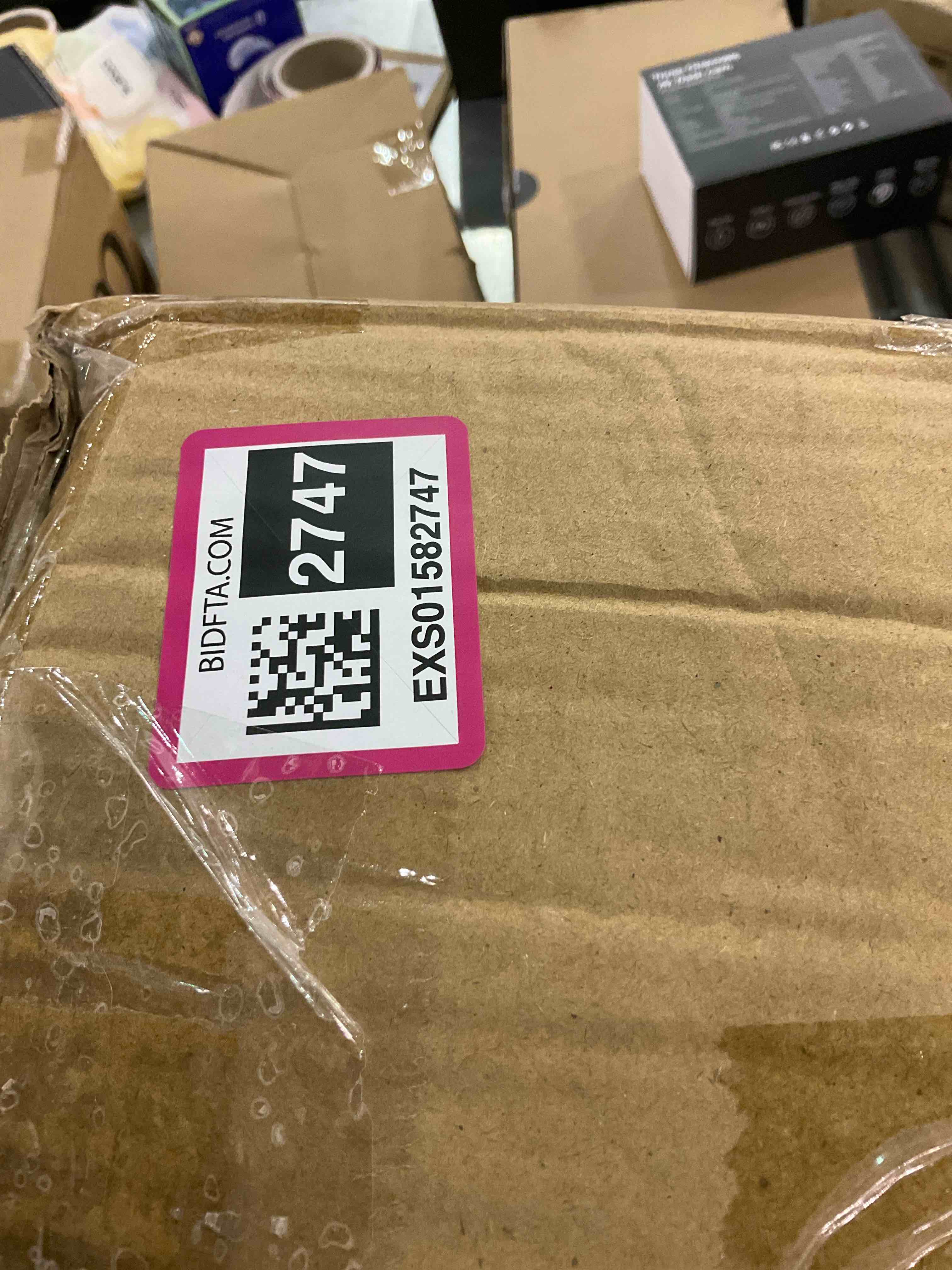 https://s3.amazonaws.com/lotting-images-prod/BargainHunt/EXS01582747_1714562871278.jpeg