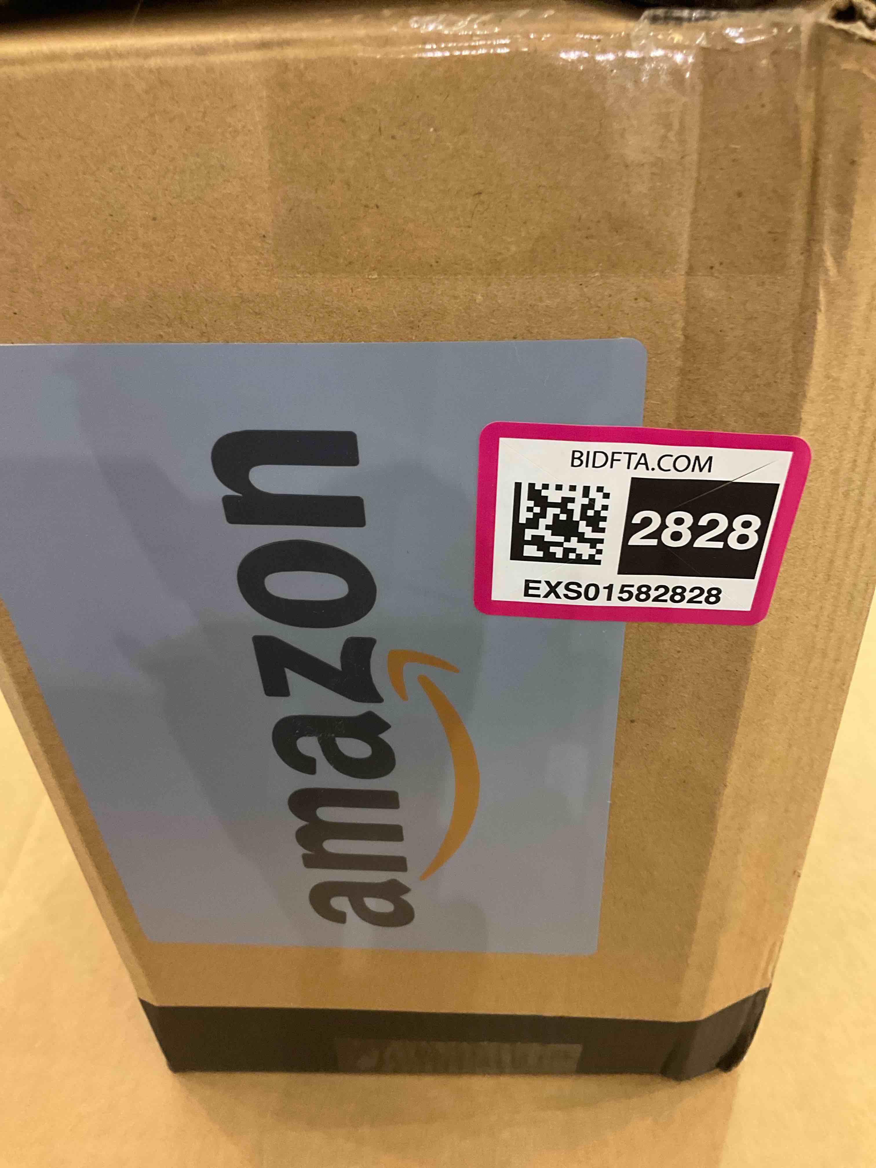 https://s3.amazonaws.com/lotting-images-prod/BargainHunt/EXS01582828_1714577960276.jpeg
