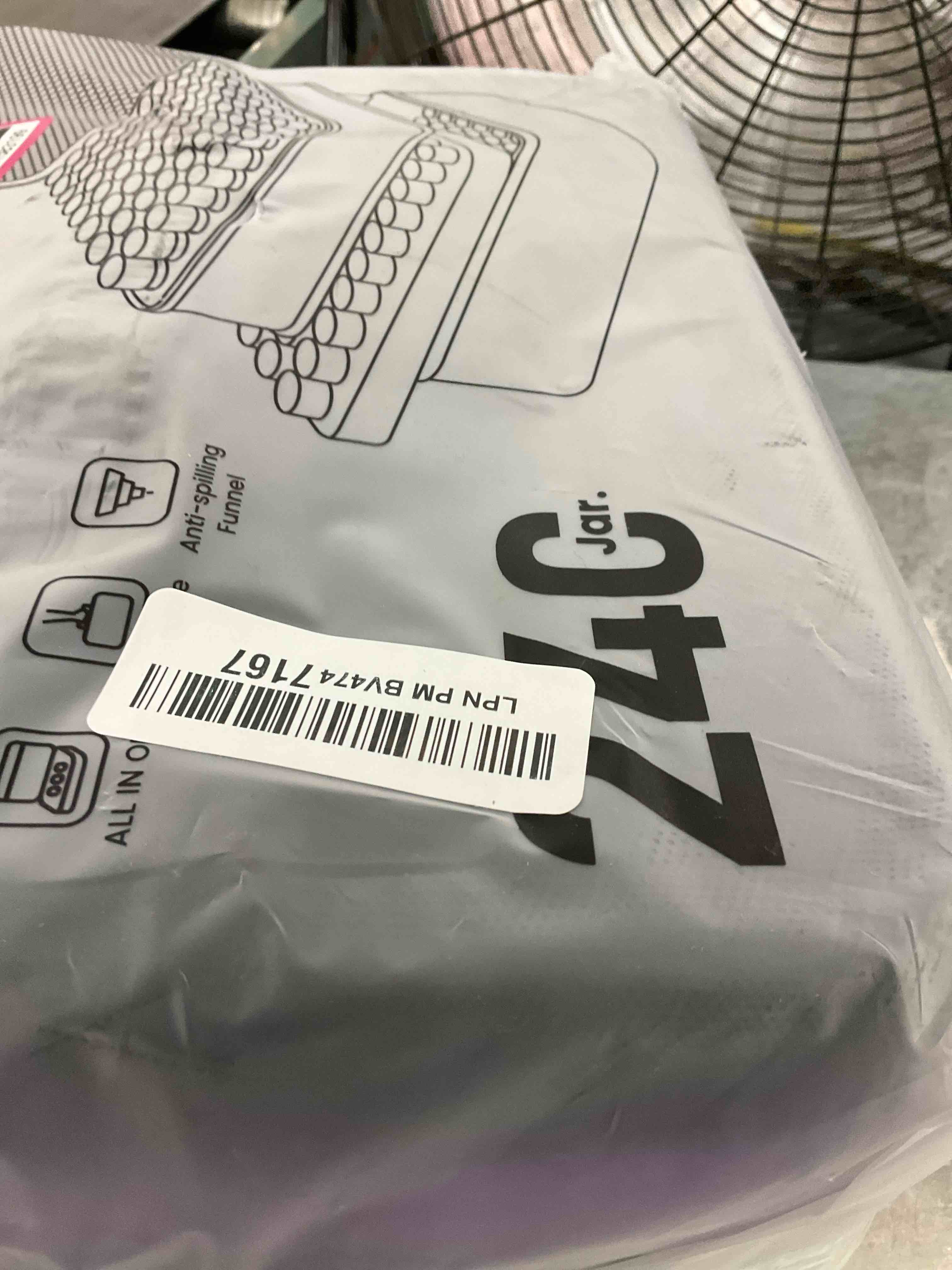 https://s3.amazonaws.com/lotting-images-prod/BargainHunt/EXS01583199_1714411387150.jpeg