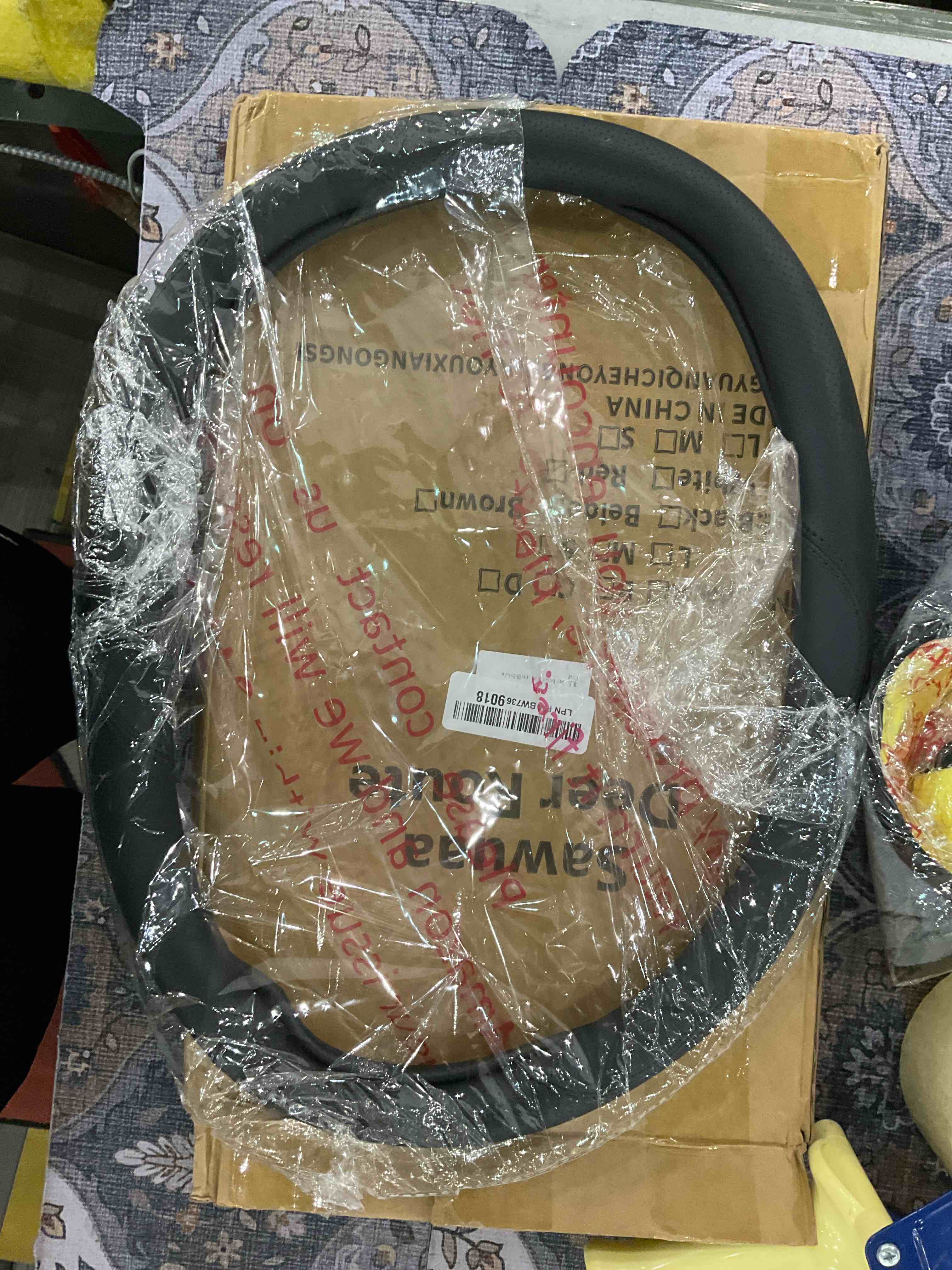 https://s3.amazonaws.com/lotting-images-prod/BargainHunt/EXS01583229_1714389845539.jpeg