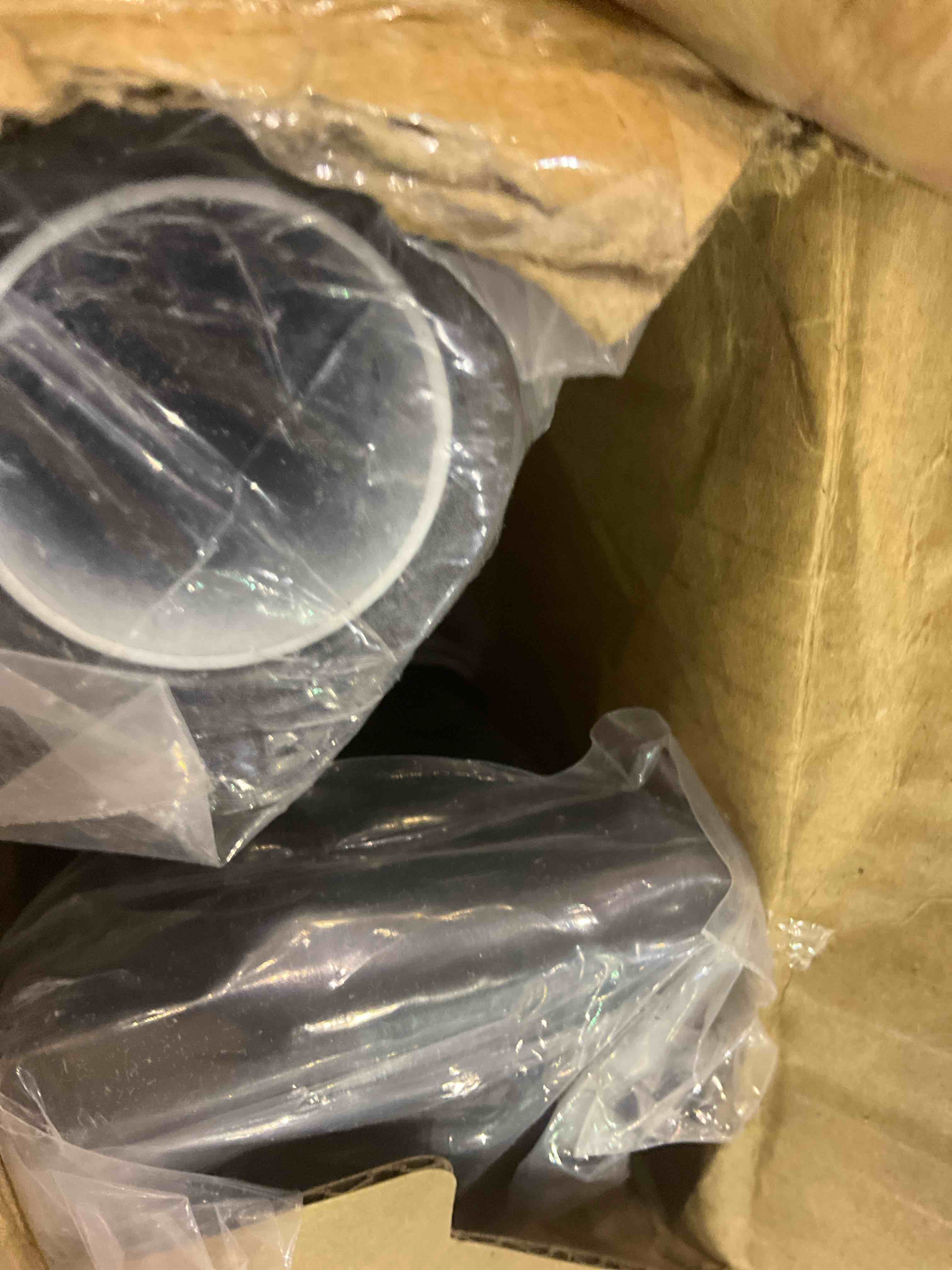 https://s3.amazonaws.com/lotting-images-prod/BargainHunt/EXS01583328_1714477317676.jpeg