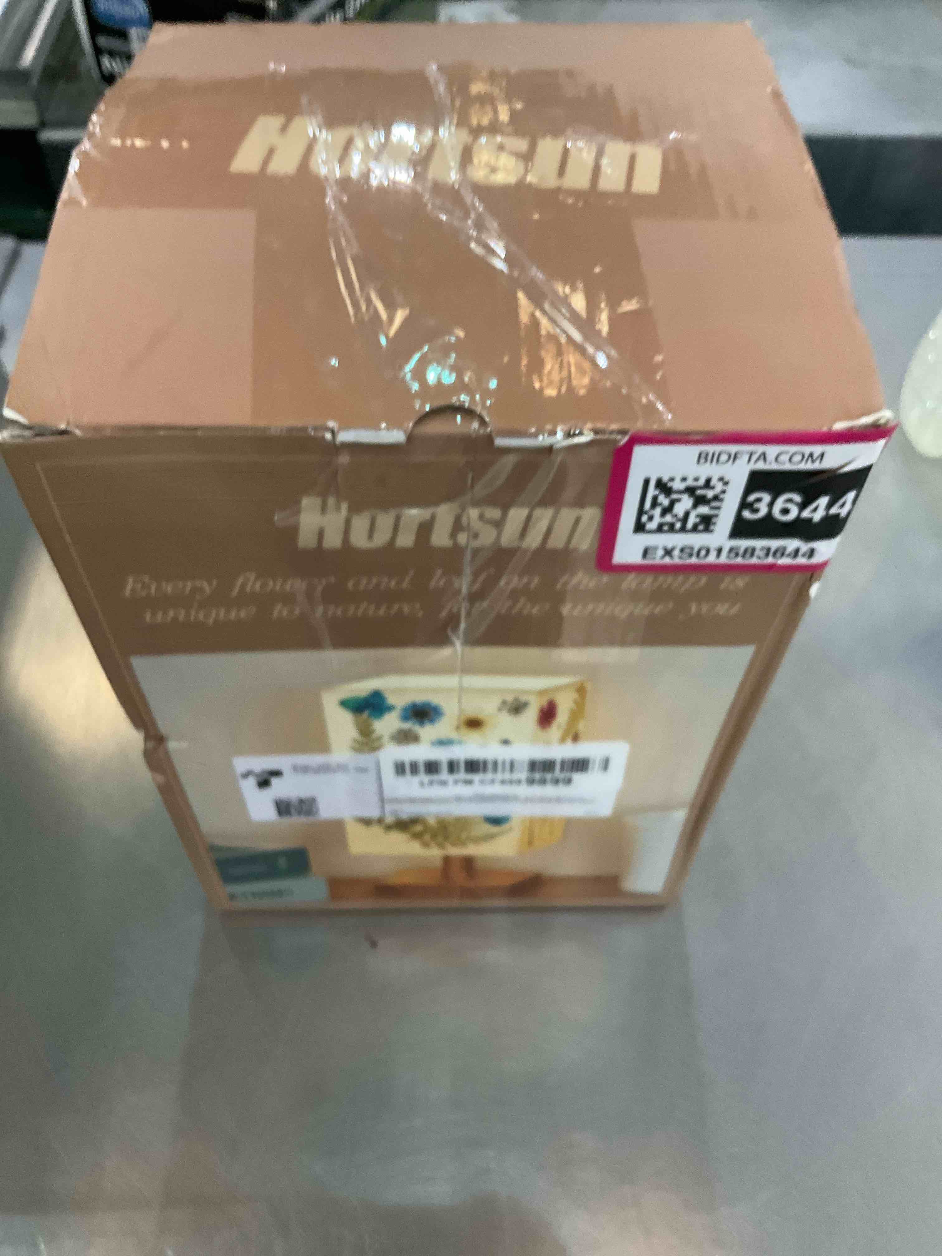 https://s3.amazonaws.com/lotting-images-prod/BargainHunt/EXS01583644_1714060197752.jpeg