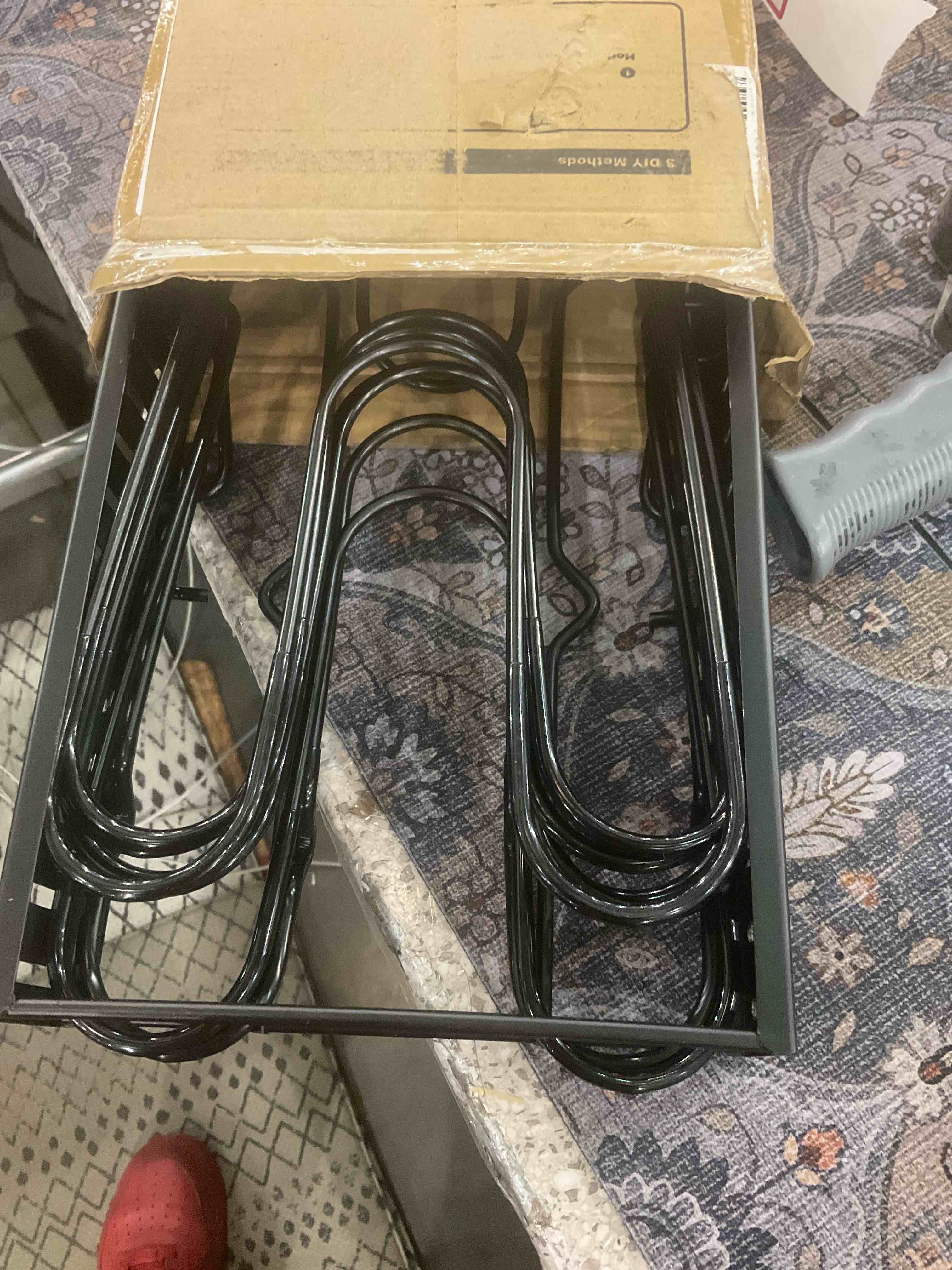 https://s3.amazonaws.com/lotting-images-prod/BargainHunt/EXS01583677_1713985632324.jpeg