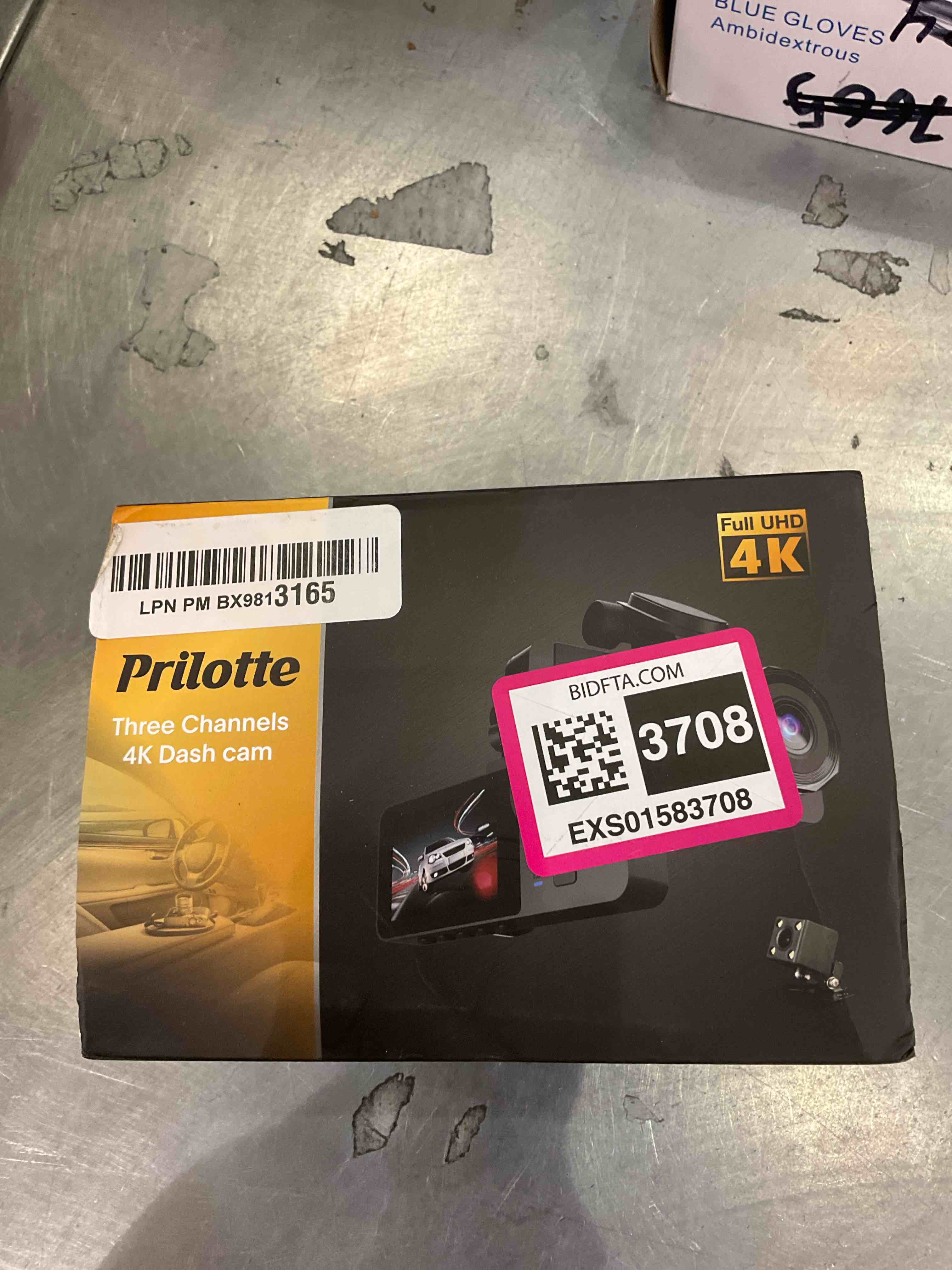 Prilotte Three Channels 4K Dash cam