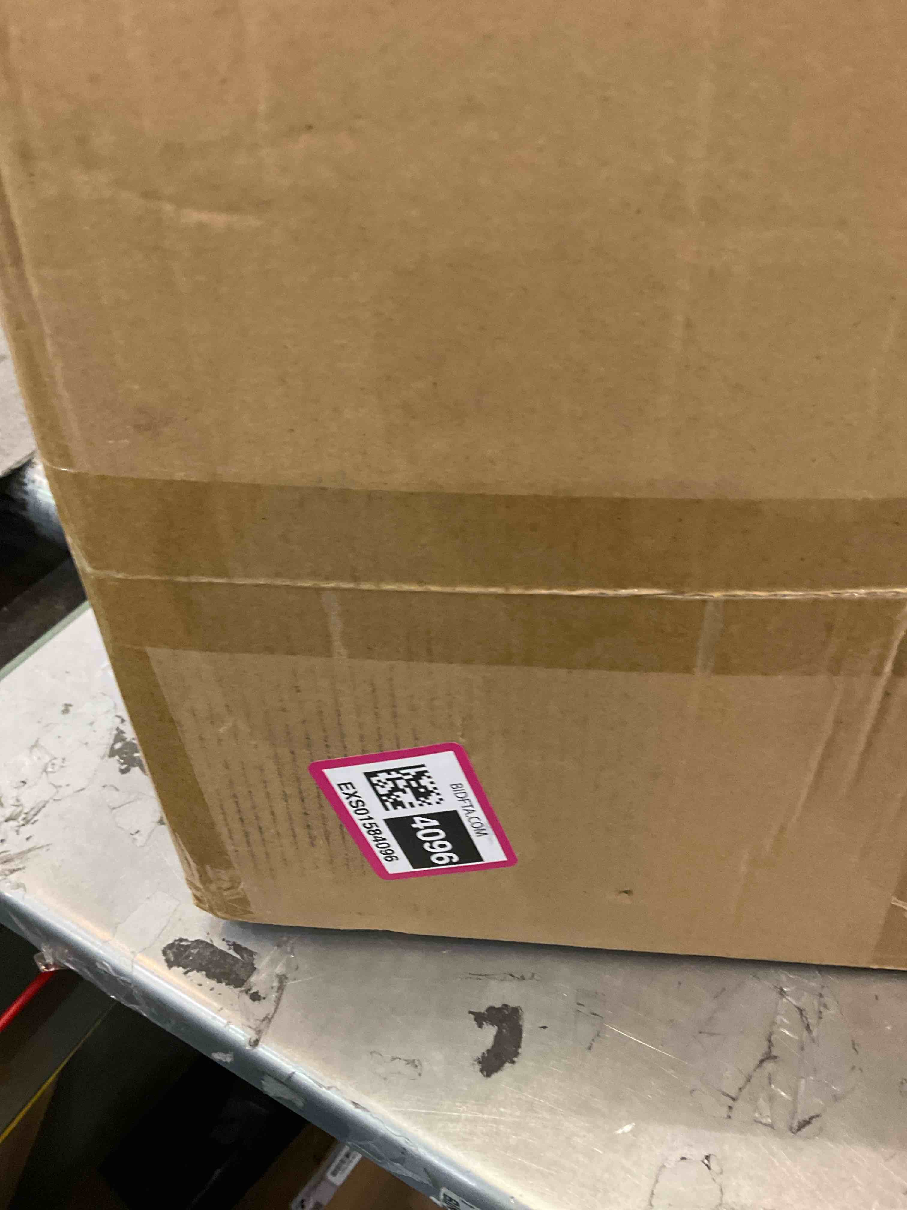 https://s3.amazonaws.com/lotting-images-prod/BargainHunt/EXS01584096_1713971434215.jpeg