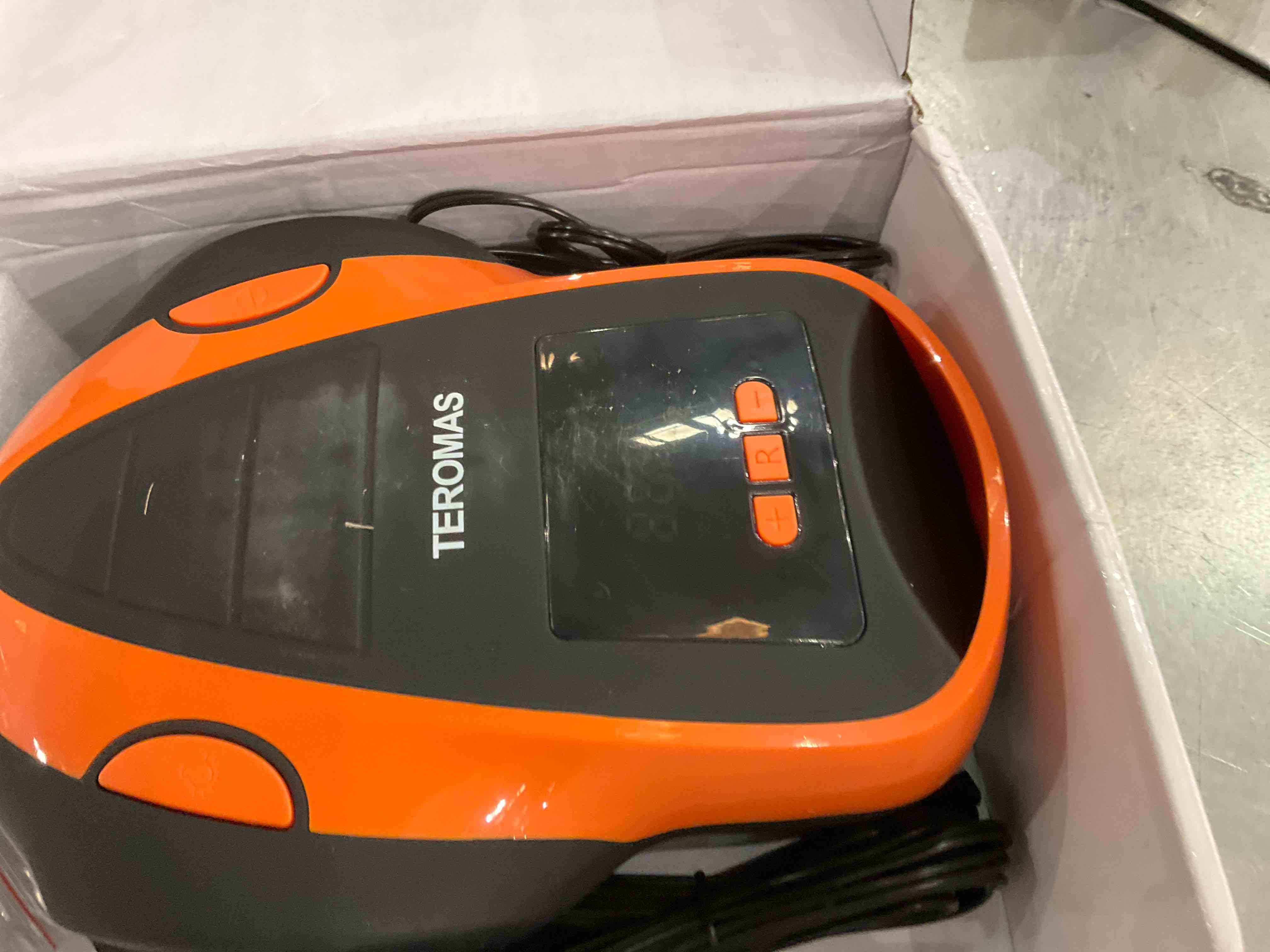 https://s3.amazonaws.com/lotting-images-prod/BargainHunt/EXS01584223_1714158780735.jpeg