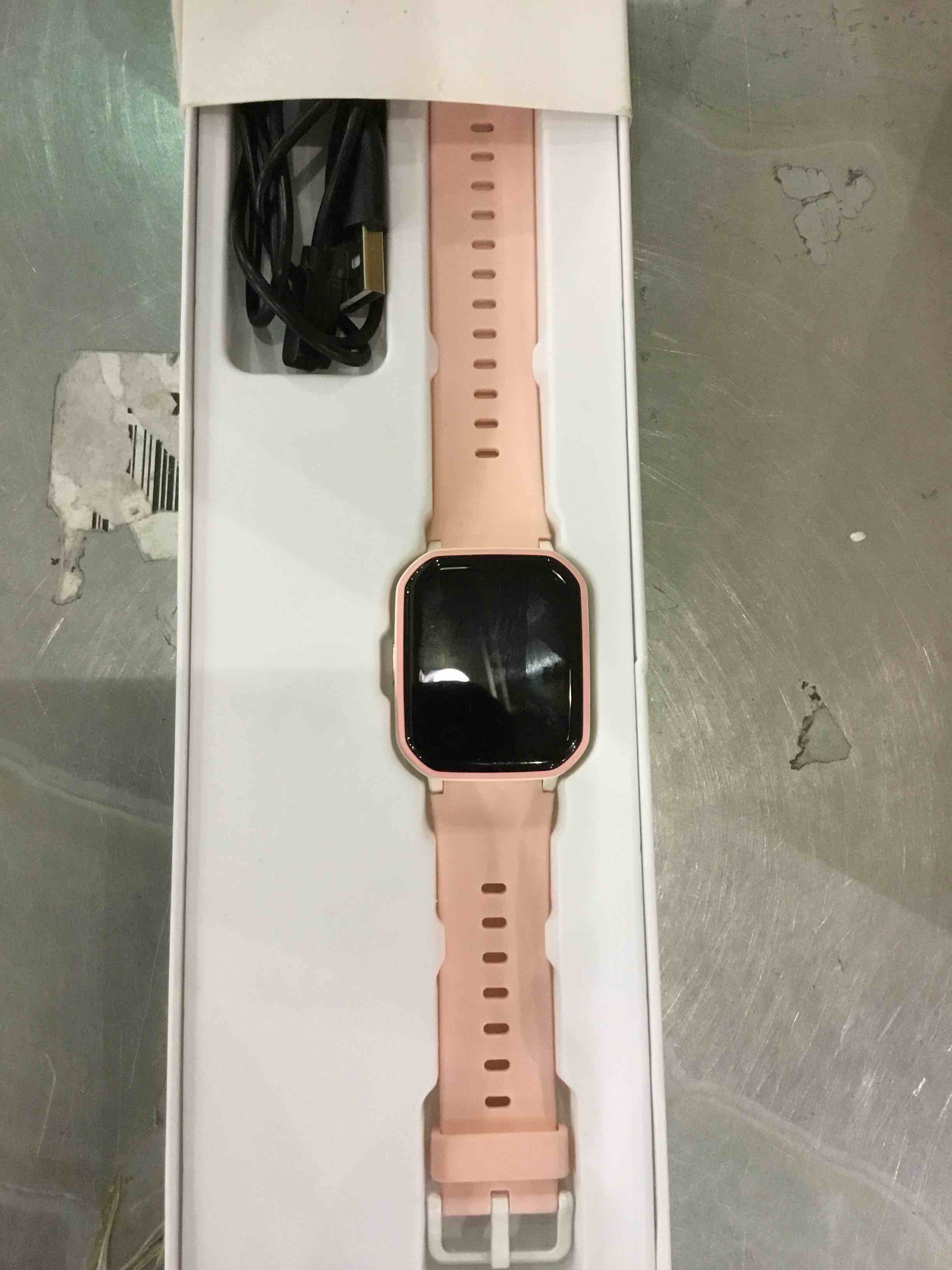 https://s3.amazonaws.com/lotting-images-prod/BargainHunt/EXS01584532_1713957387568.jpeg