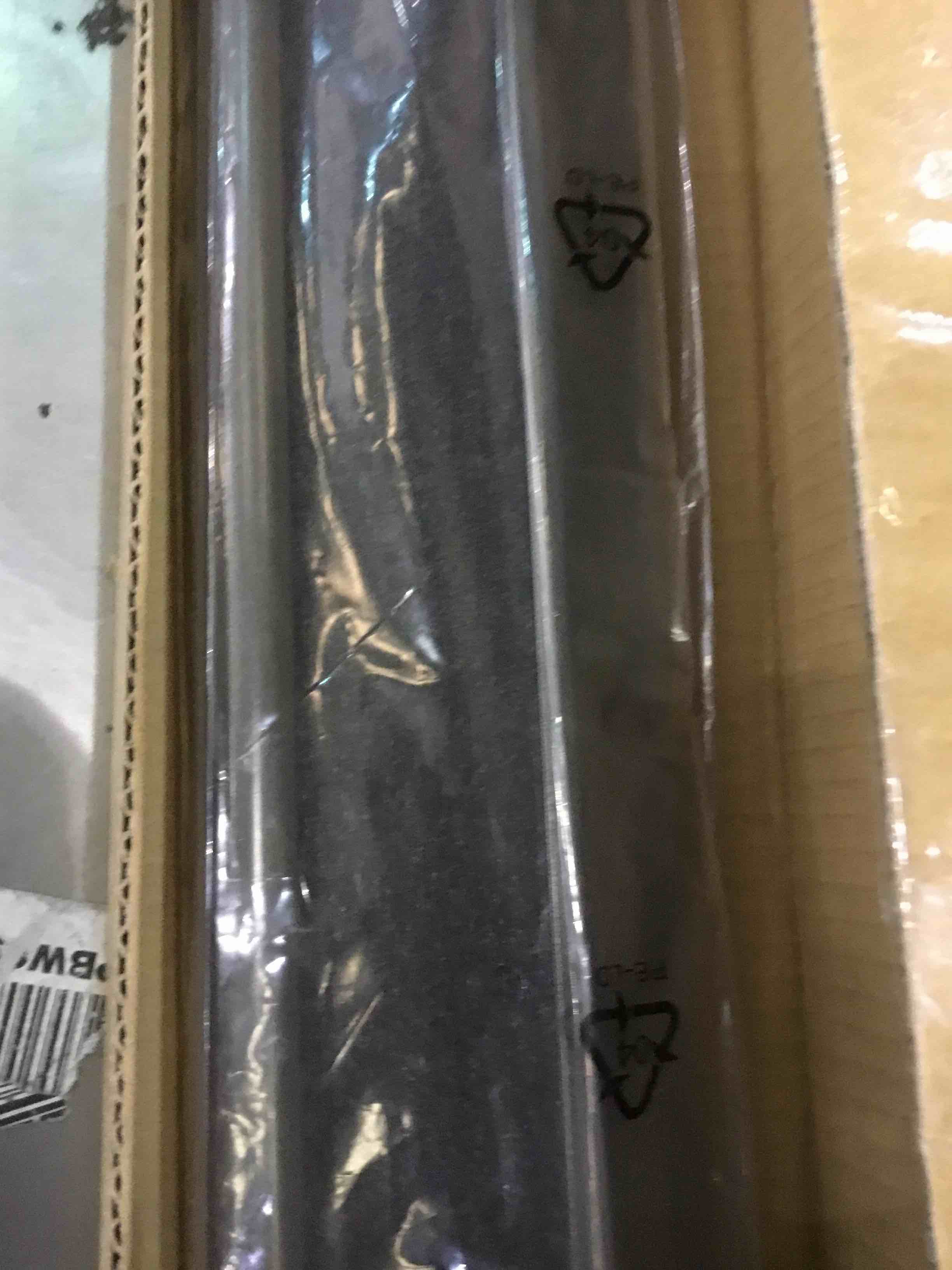 https://s3.amazonaws.com/lotting-images-prod/BargainHunt/EXS01584643_1713963280076.jpeg