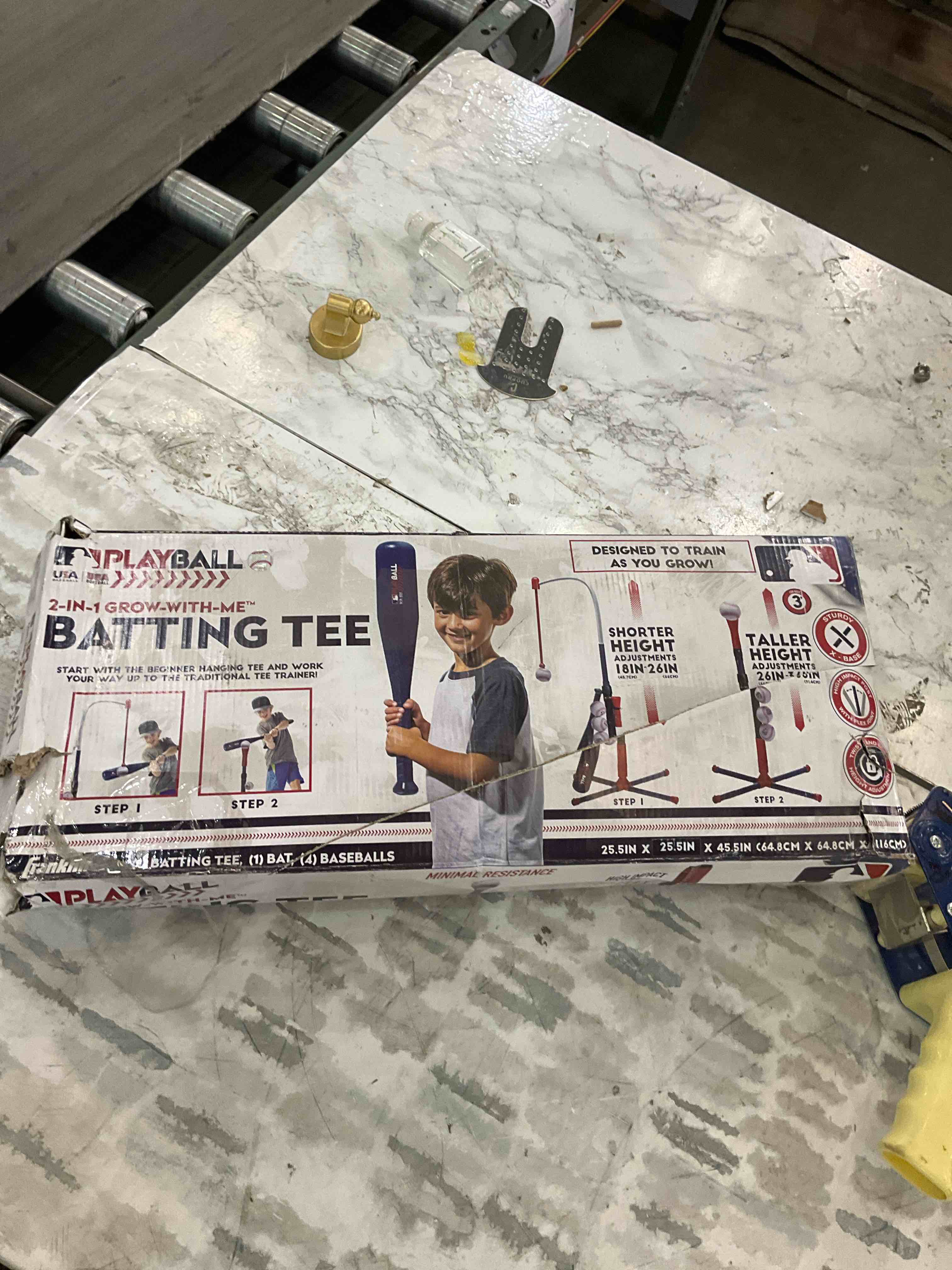 https://s3.amazonaws.com/lotting-images-prod/BargainHunt/EXS01584804_1714415921389.jpeg