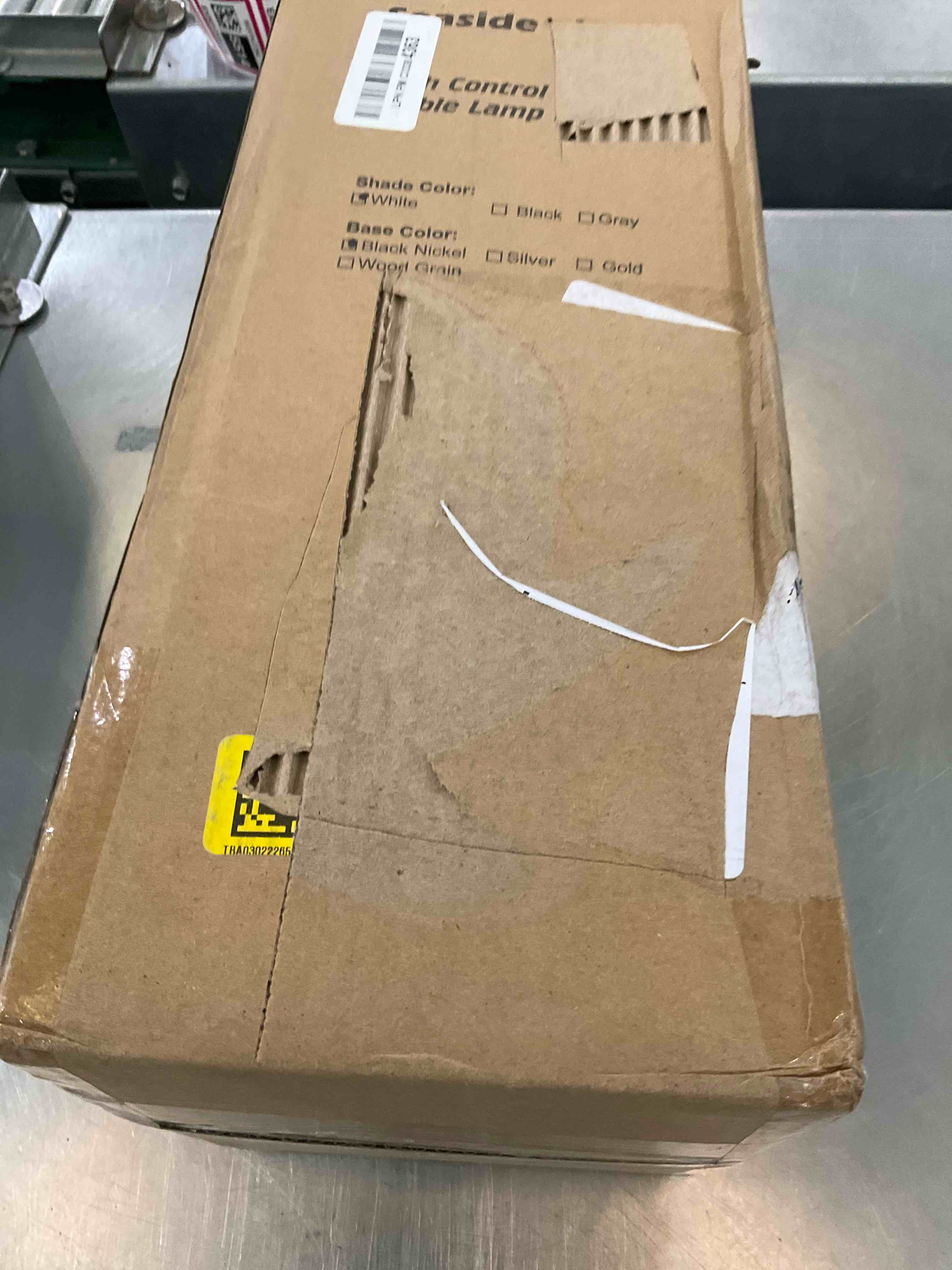 https://s3.amazonaws.com/lotting-images-prod/BargainHunt/EXS01584930_1714495641092.jpeg