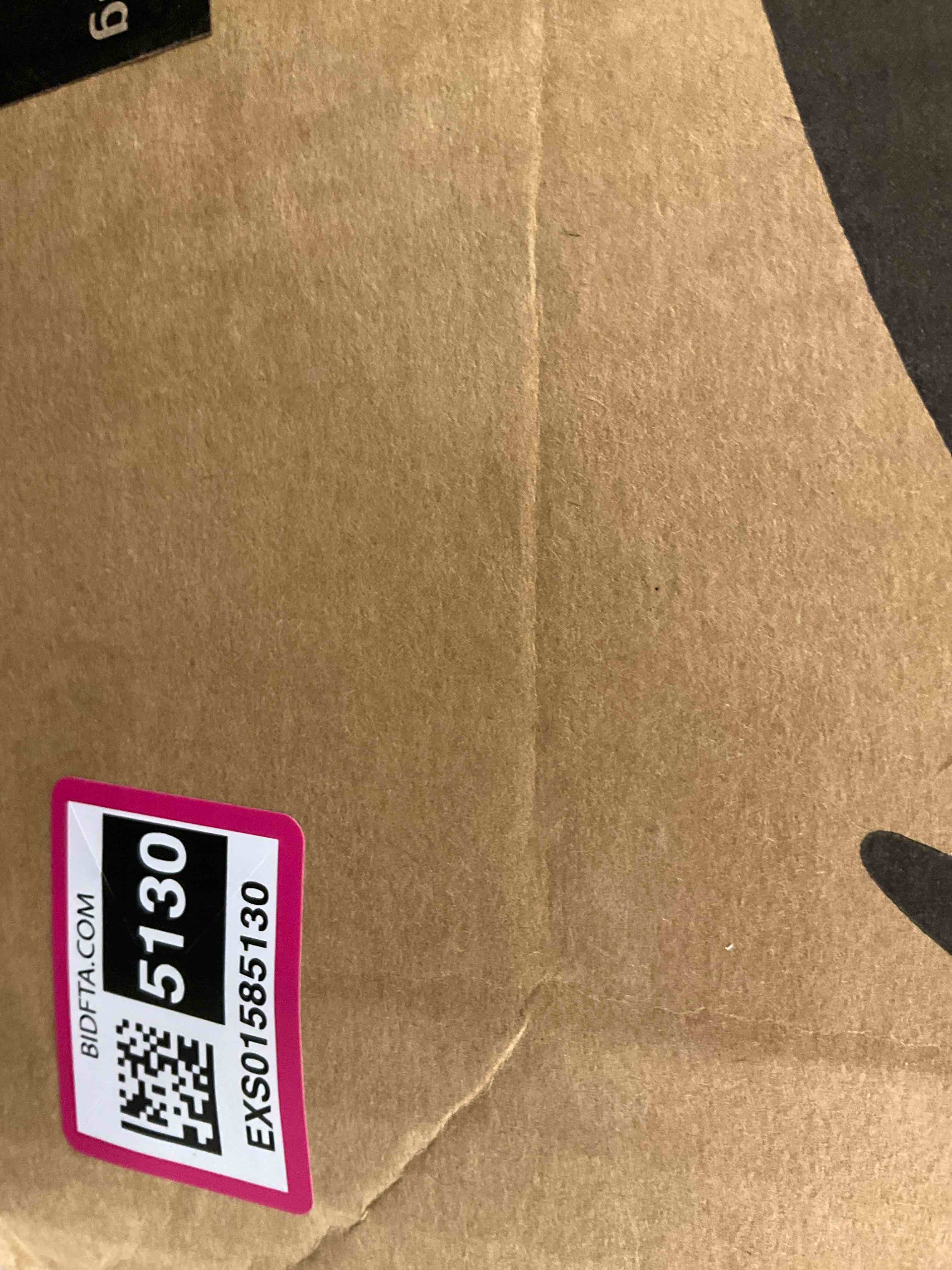 https://s3.amazonaws.com/lotting-images-prod/BargainHunt/EXS01585130_1713973079770.jpeg