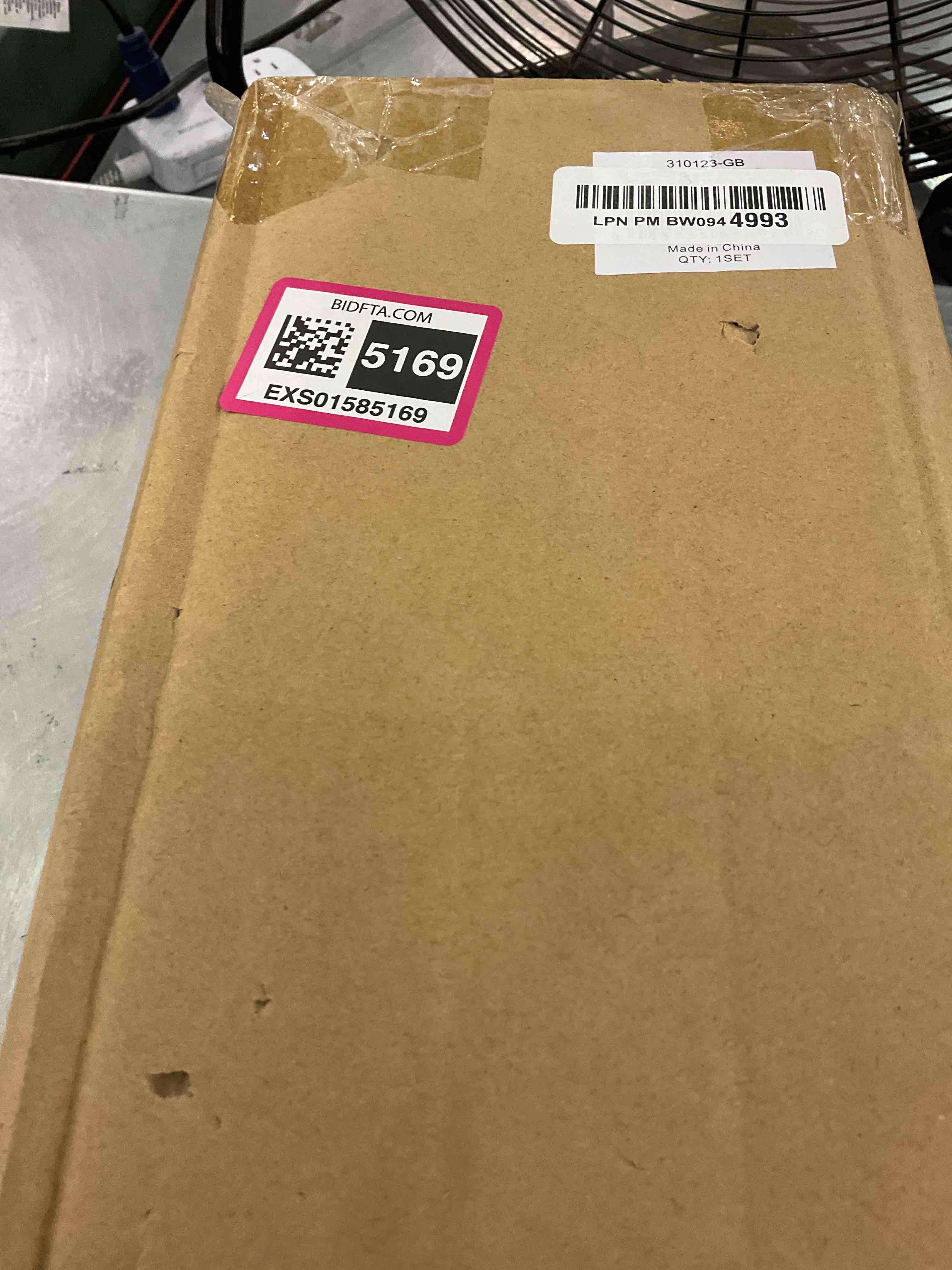 https://s3.amazonaws.com/lotting-images-prod/BargainHunt/EXS01585169_1714495090029.jpeg