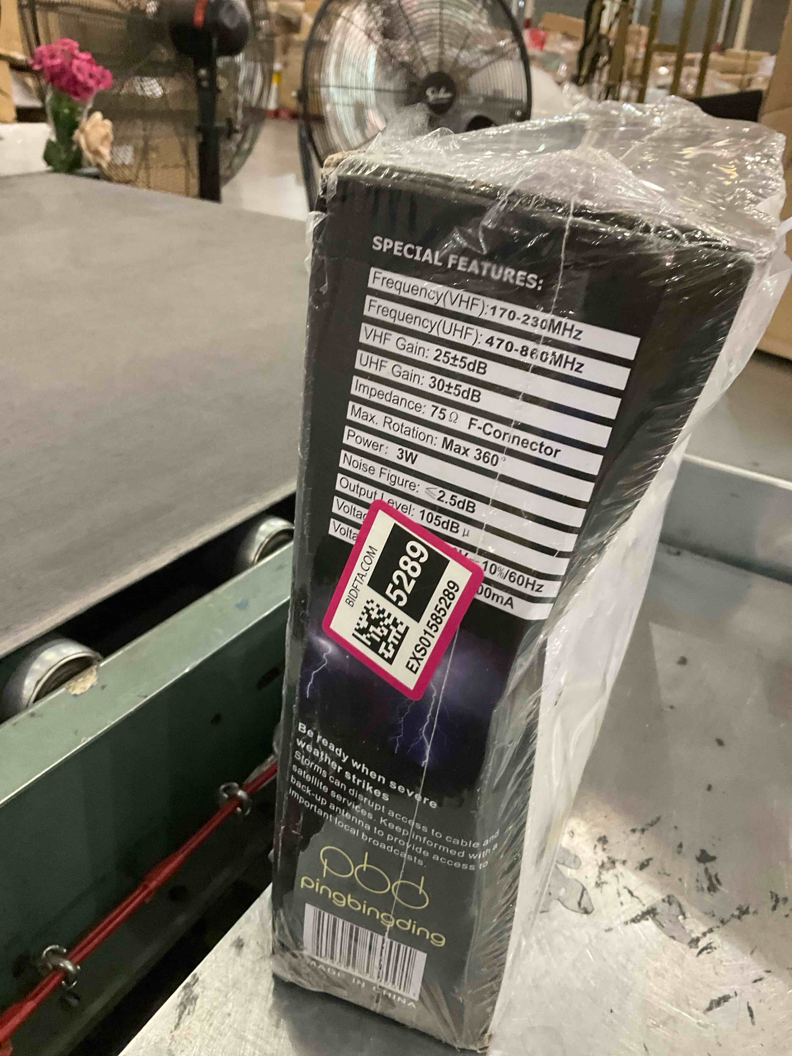 https://s3.amazonaws.com/lotting-images-prod/BargainHunt/EXS01585289_1719927460732.jpeg