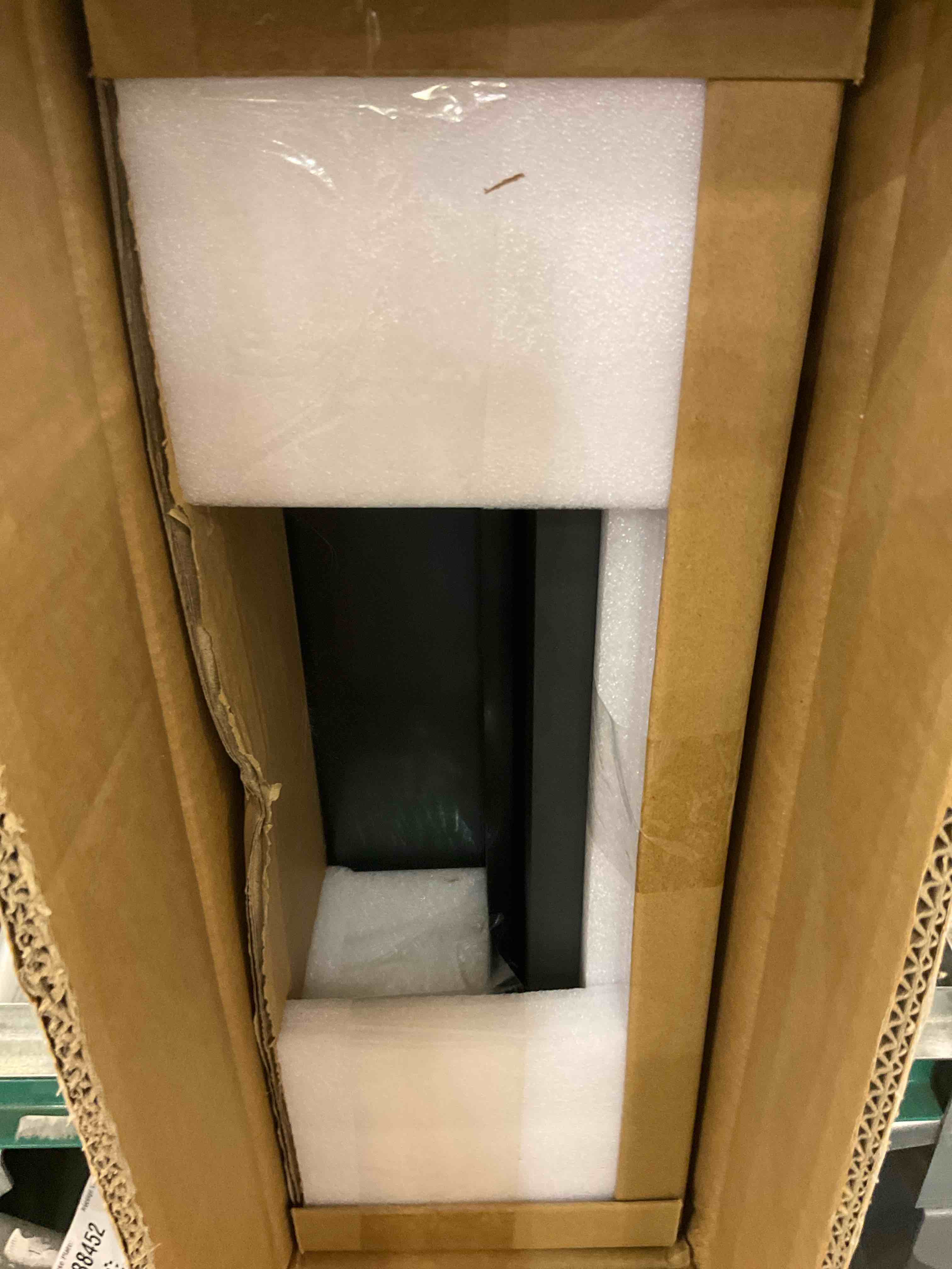 https://s3.amazonaws.com/lotting-images-prod/BargainHunt/EXS01585381_1723143468760.jpeg