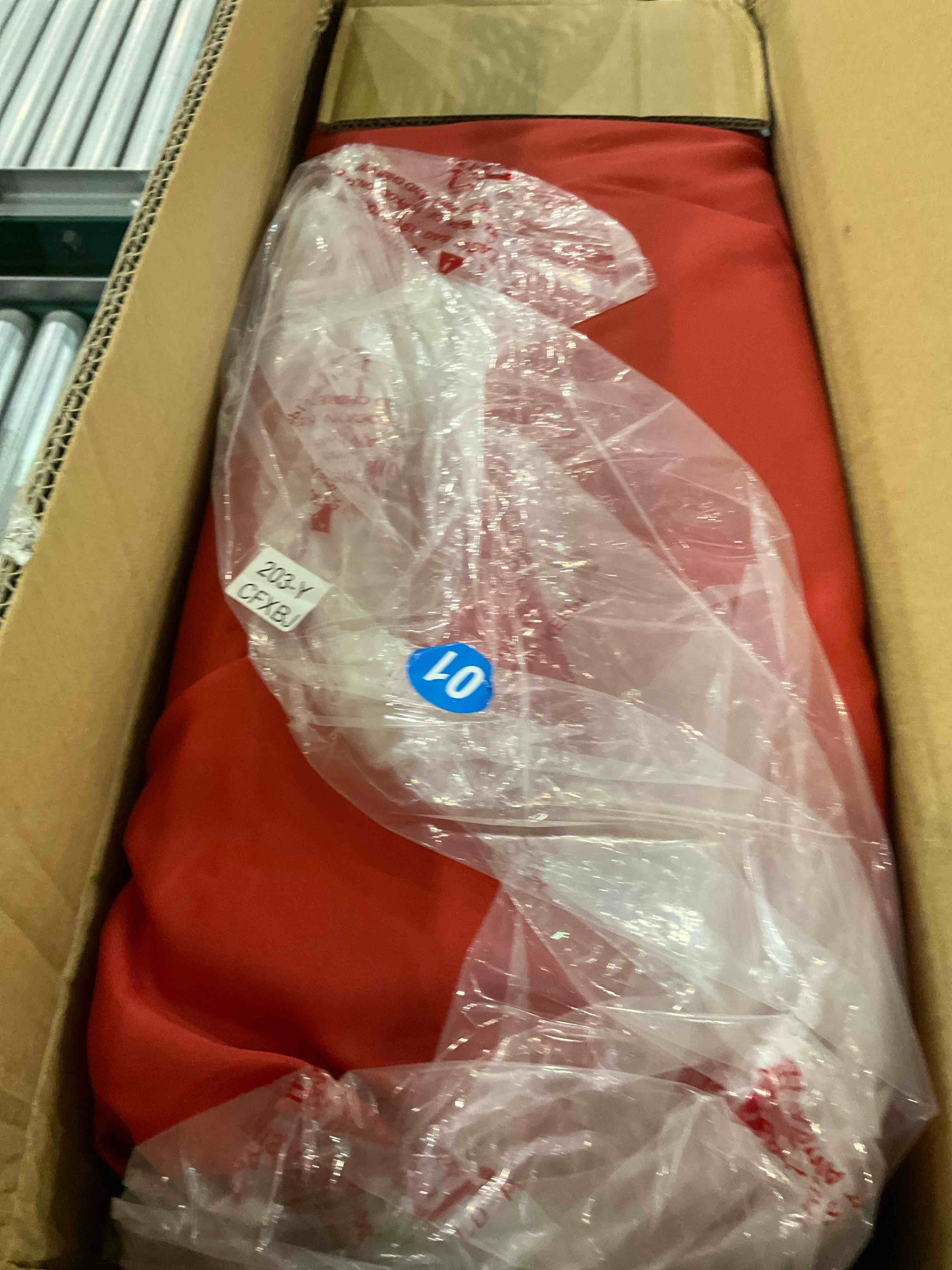 https://s3.amazonaws.com/lotting-images-prod/BargainHunt/EXS01585392_1723204343850.jpeg