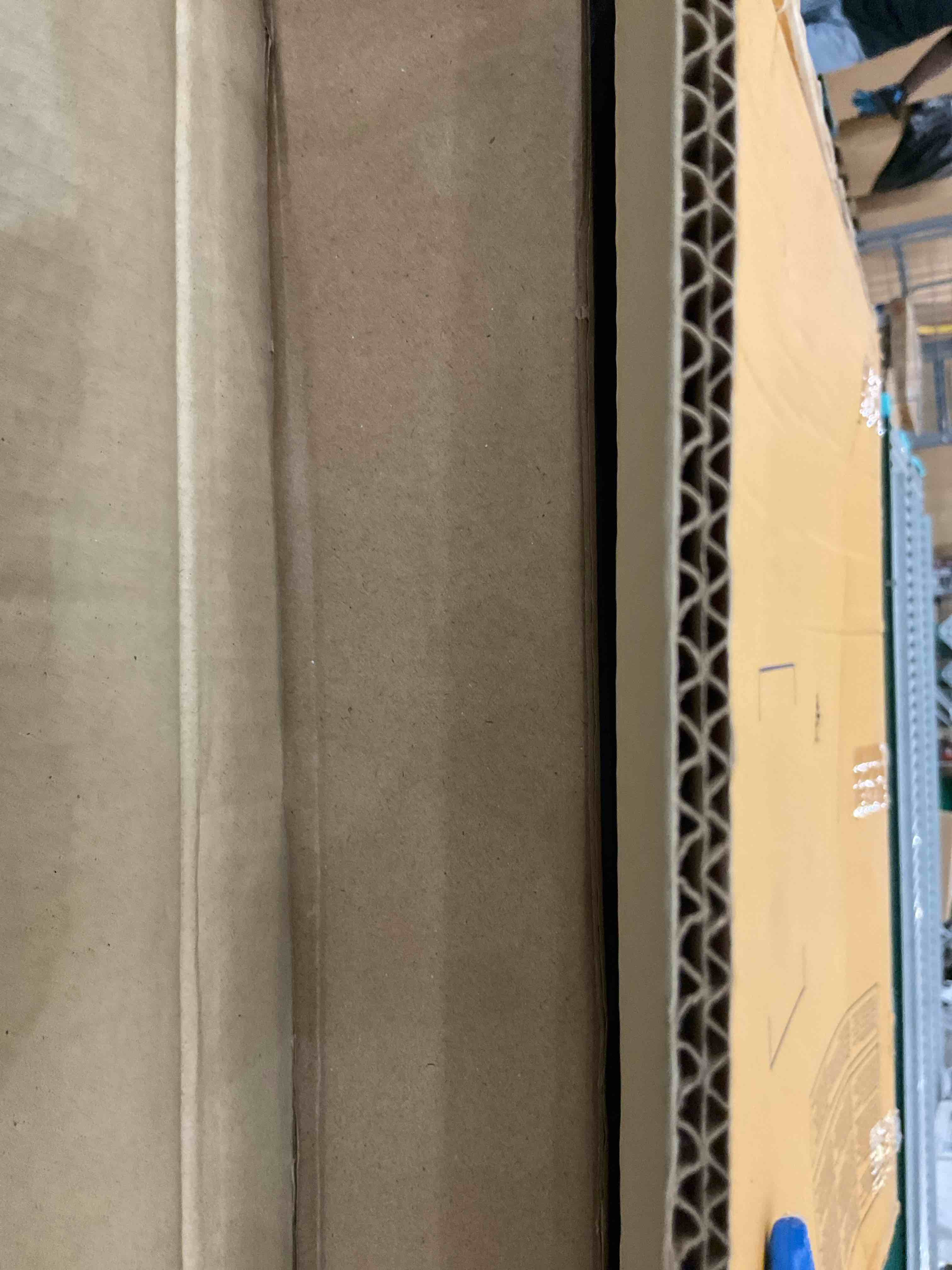 https://s3.amazonaws.com/lotting-images-prod/BargainHunt/EXS01585442_1723223216431.jpeg