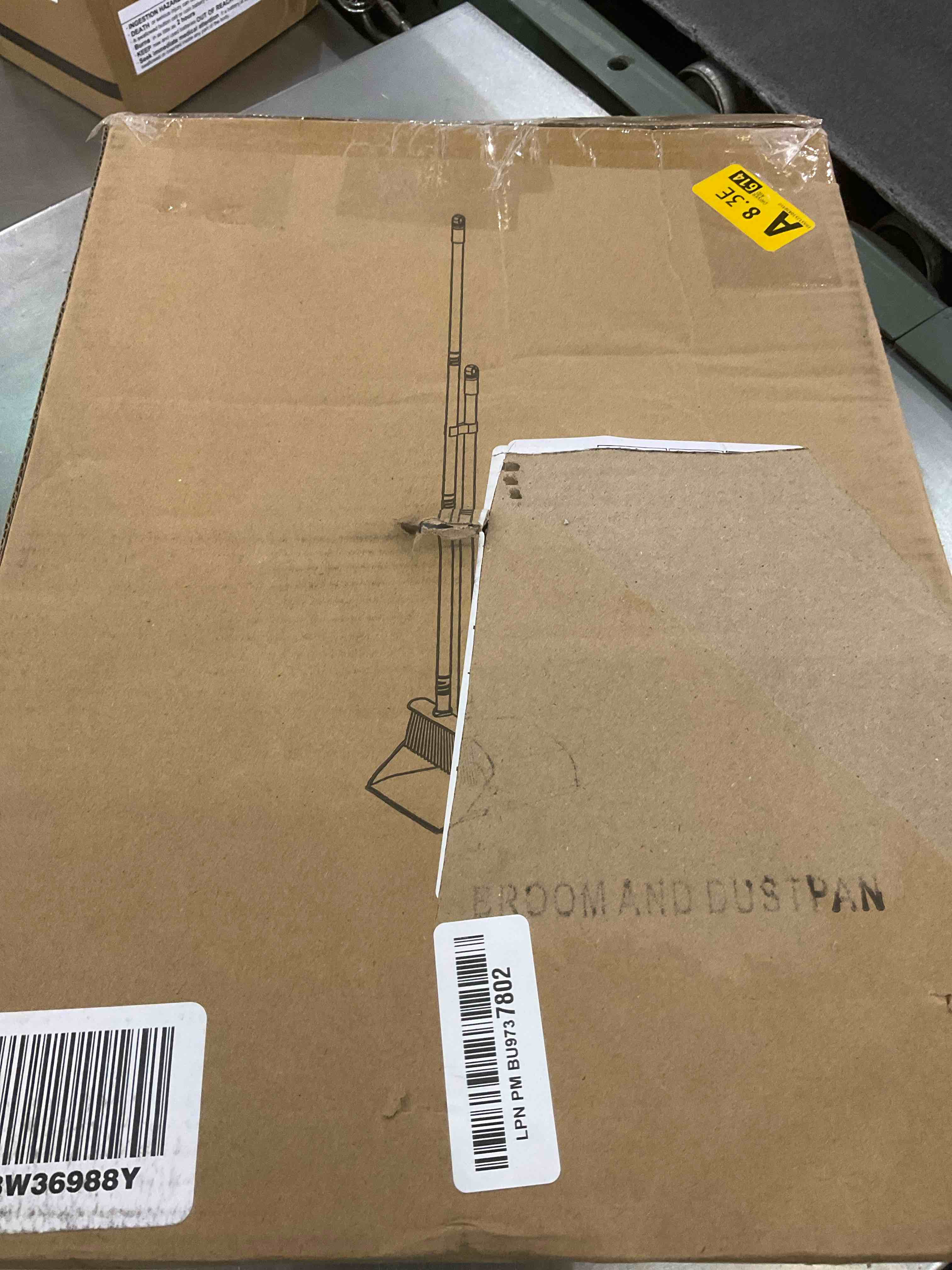 https://s3.amazonaws.com/lotting-images-prod/BargainHunt/EXS01586598_1714499372177.jpeg