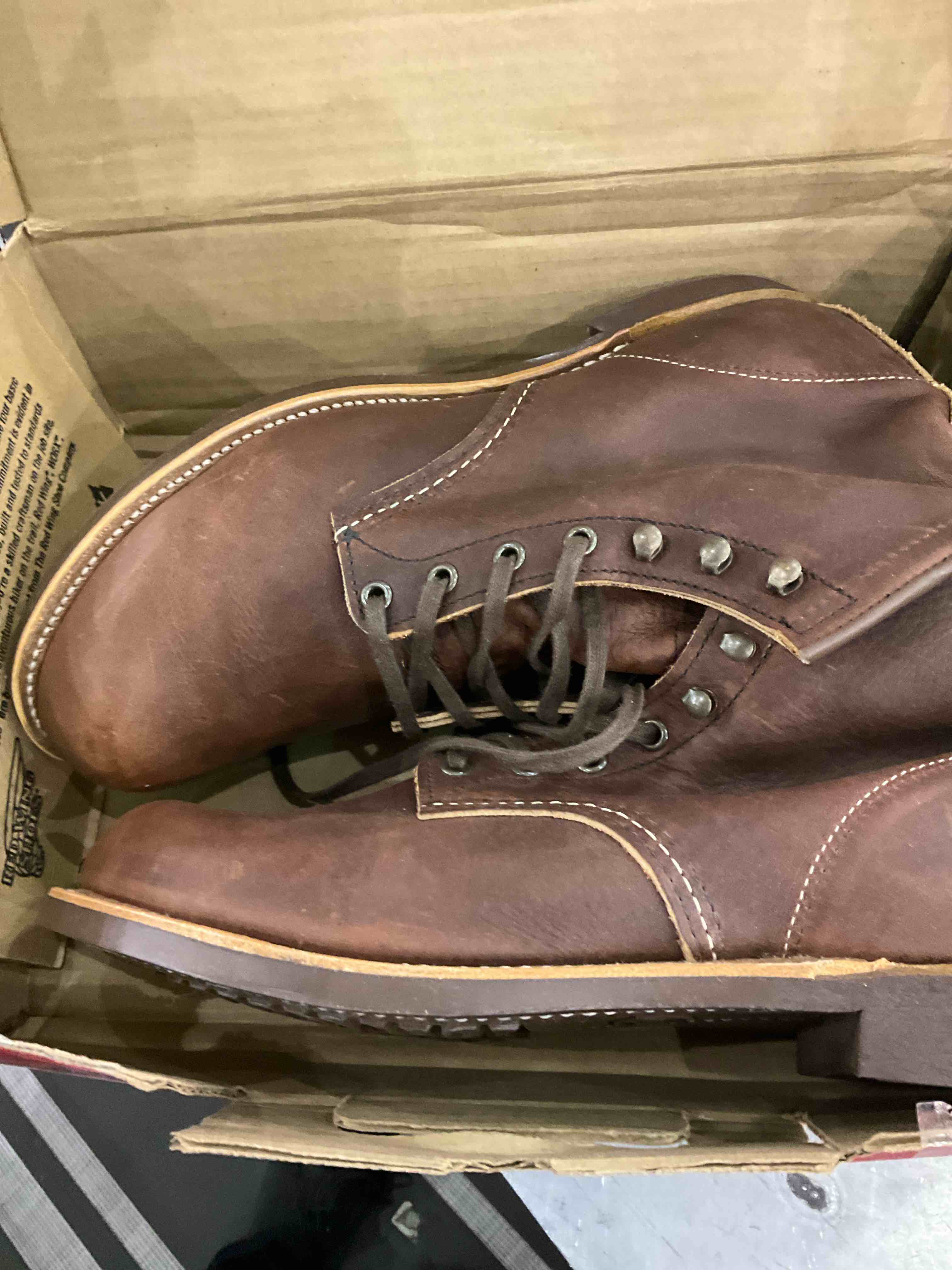 https://s3.amazonaws.com/lotting-images-prod/BargainHunt/EXS01586617_1715172408925.jpeg