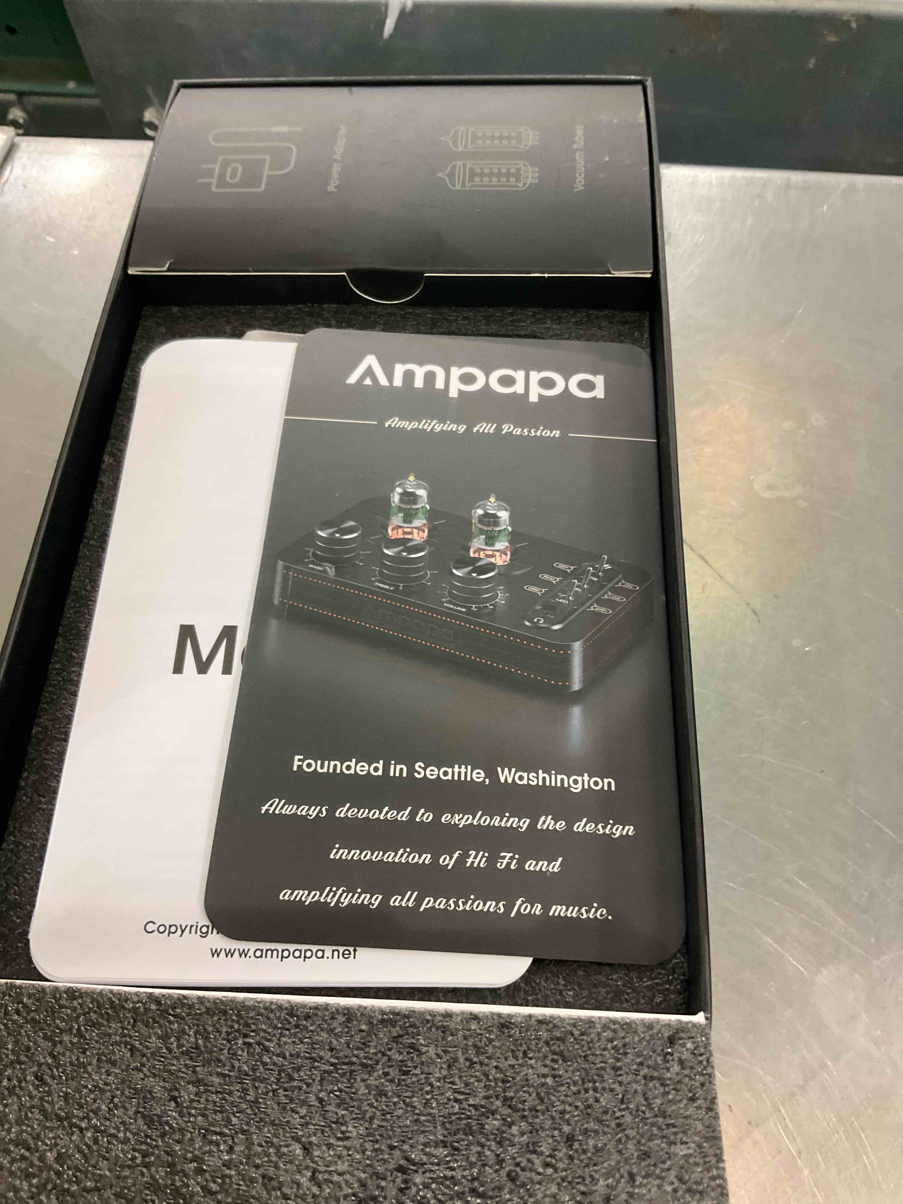 https://s3.amazonaws.com/lotting-images-prod/BargainHunt/EXS01587204_1715264323544.jpeg