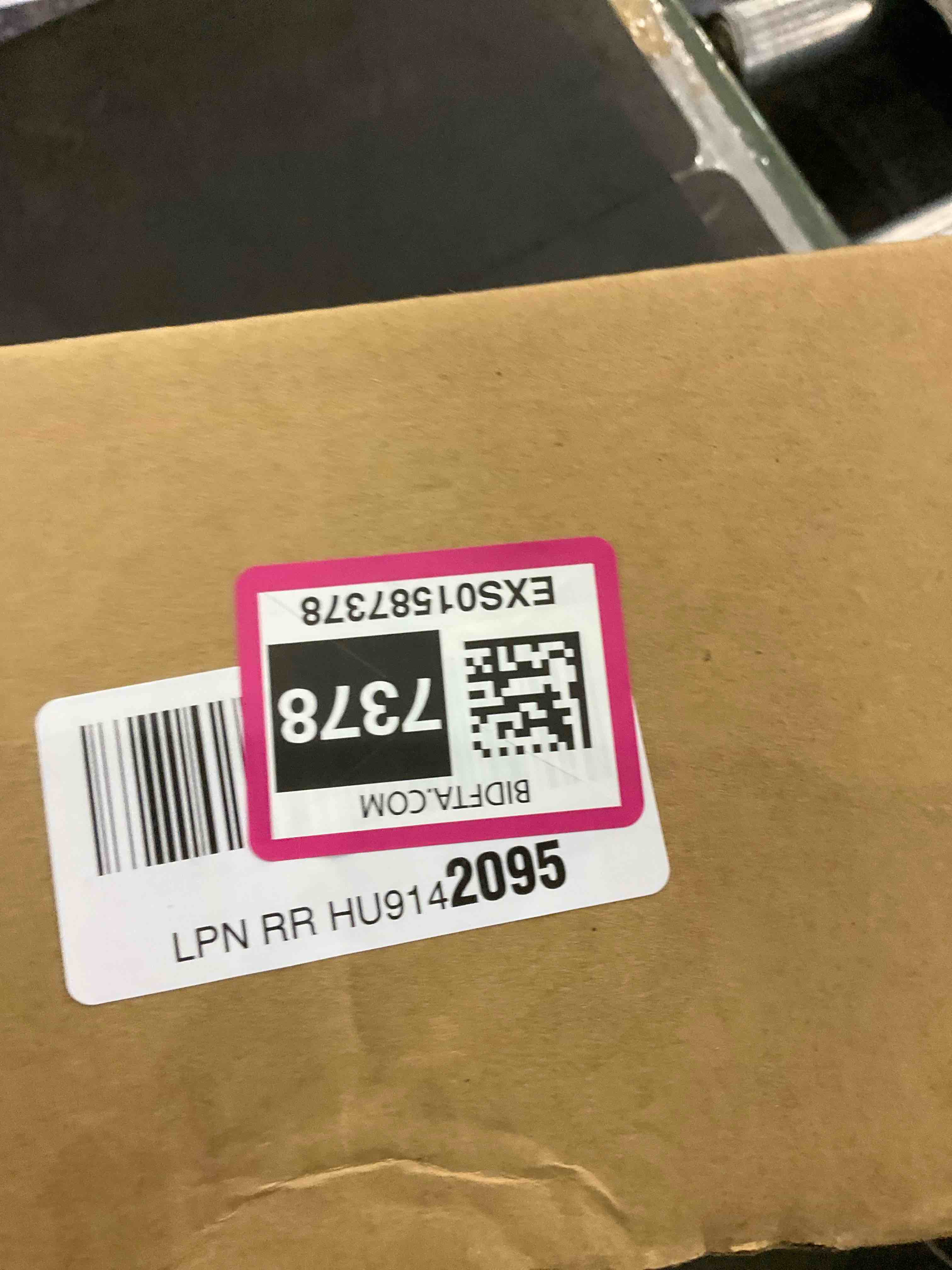 https://s3.amazonaws.com/lotting-images-prod/BargainHunt/EXS01587378_1718279880118.jpeg