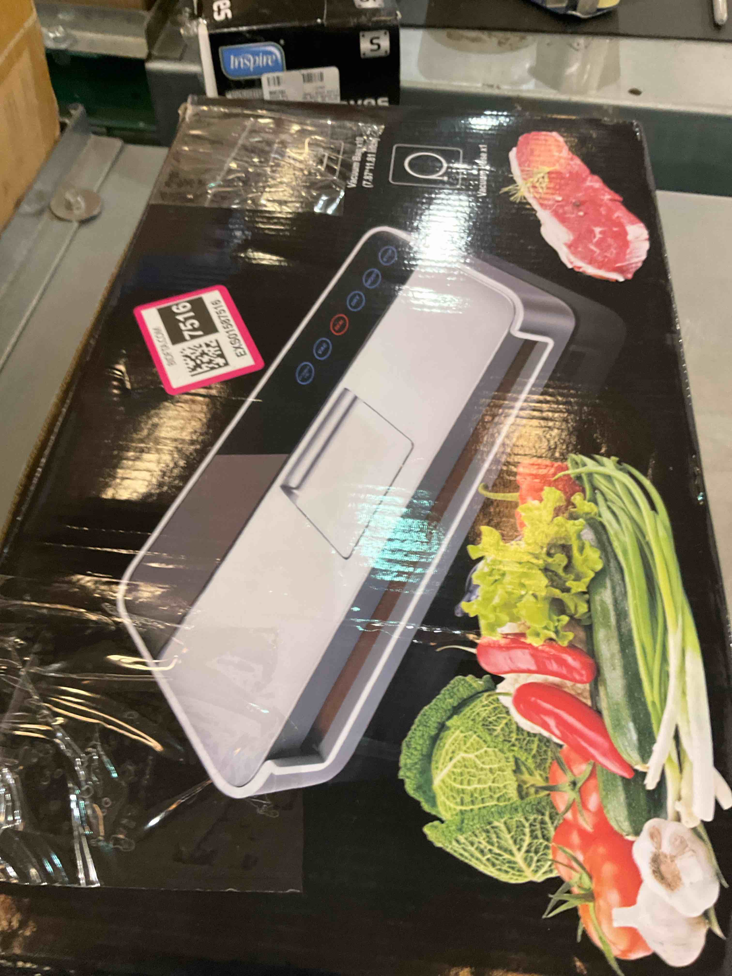 https://s3.amazonaws.com/lotting-images-prod/BargainHunt/EXS01587516_1713898901152.jpeg