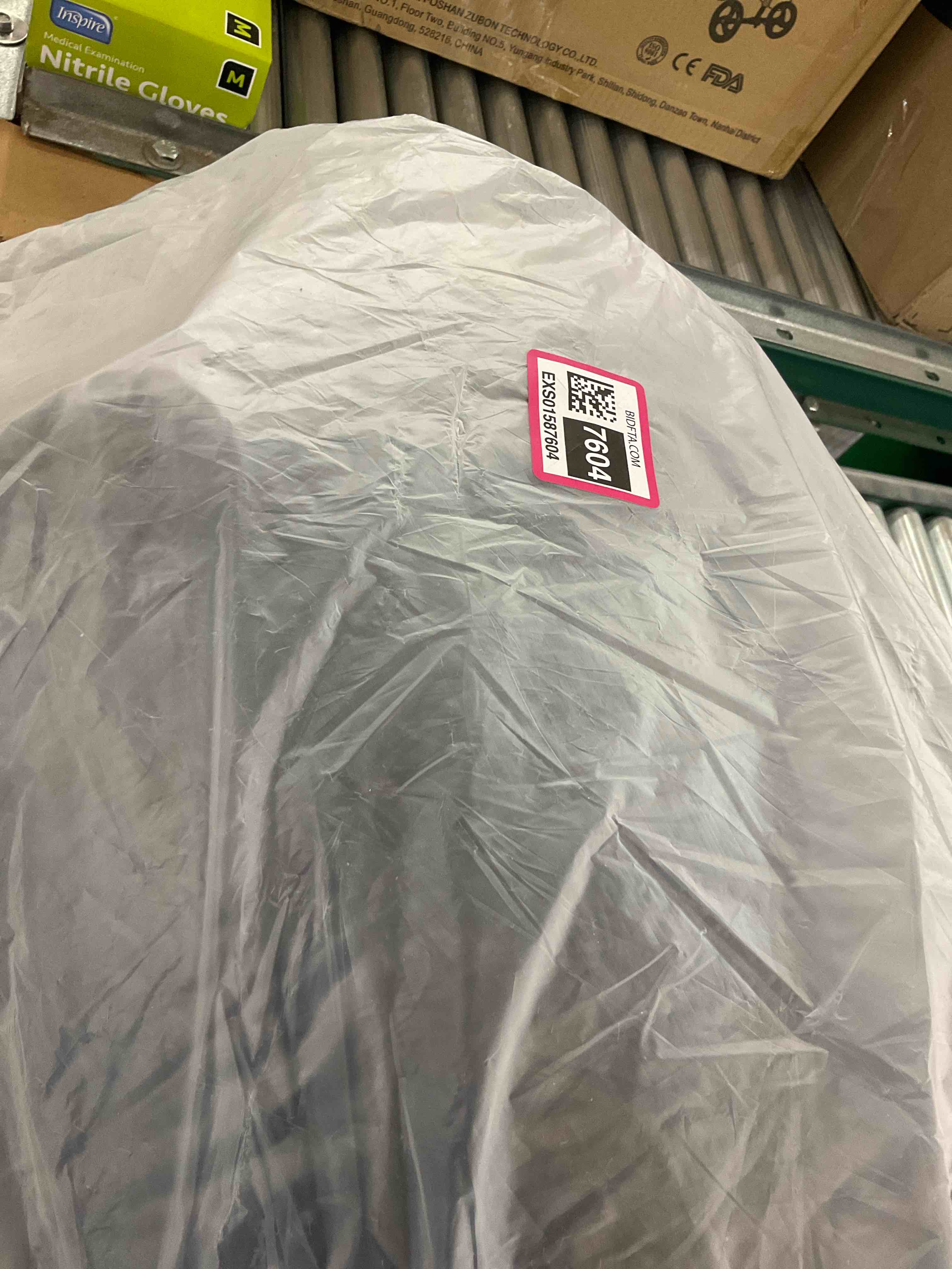 https://s3.amazonaws.com/lotting-images-prod/BargainHunt/EXS01587604_1714070458836.jpeg